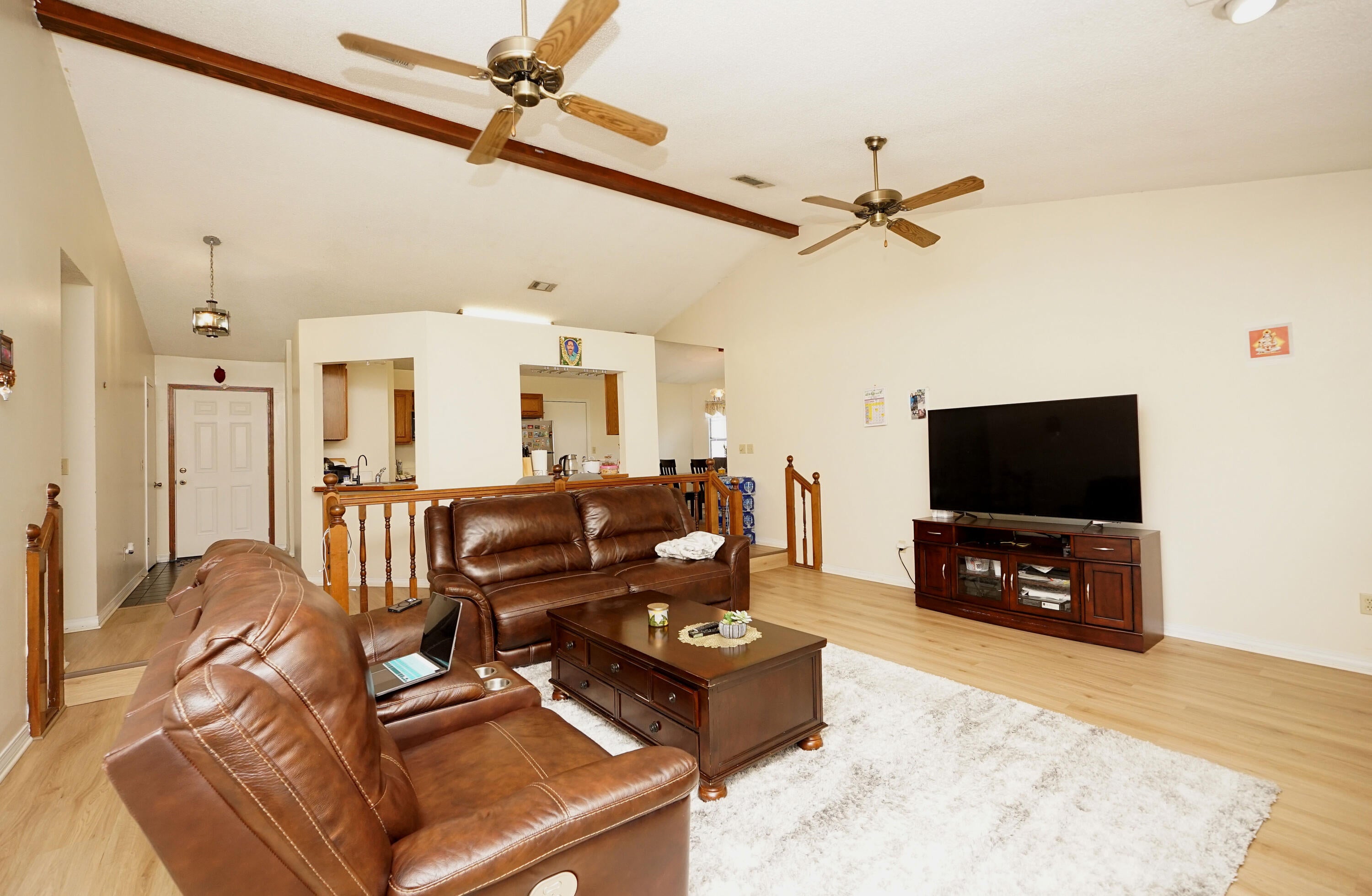 MEADOW WOODS - Residential