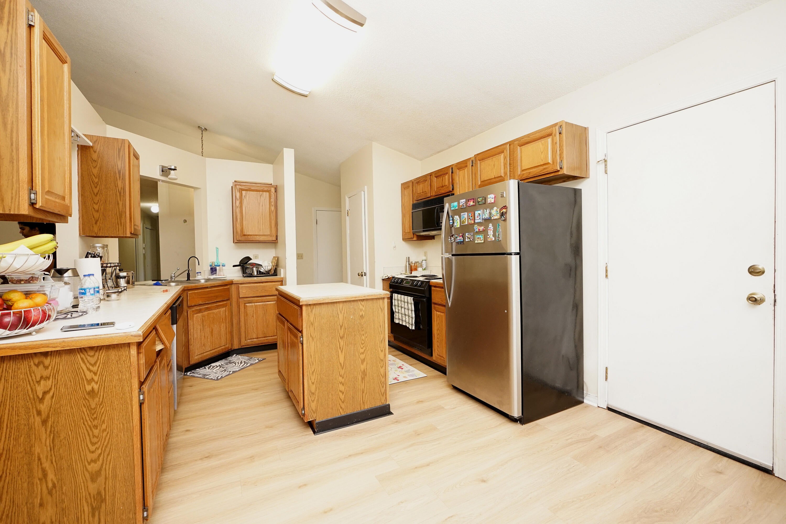 MEADOW WOODS - Residential