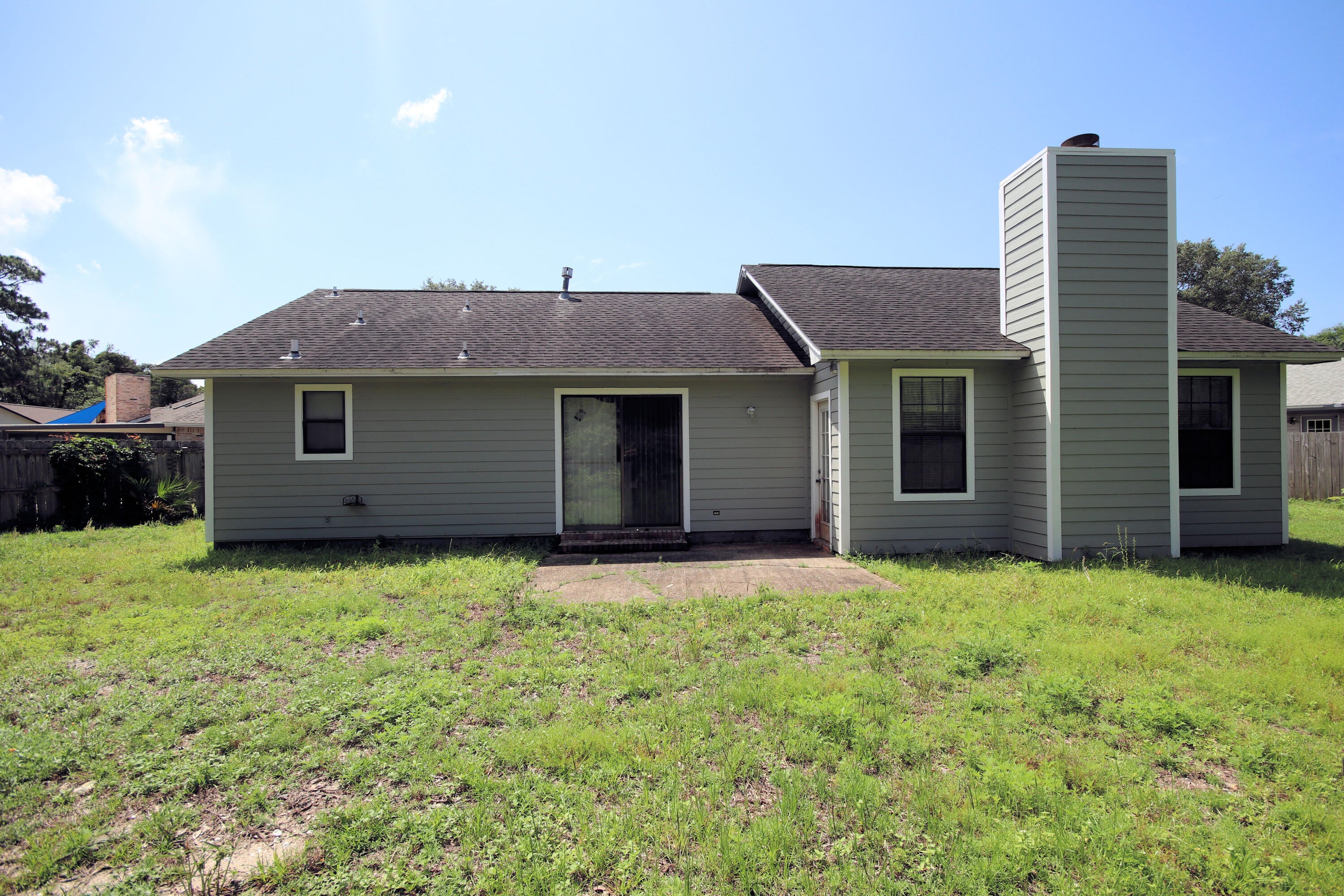 MEADOW WOODS - Residential