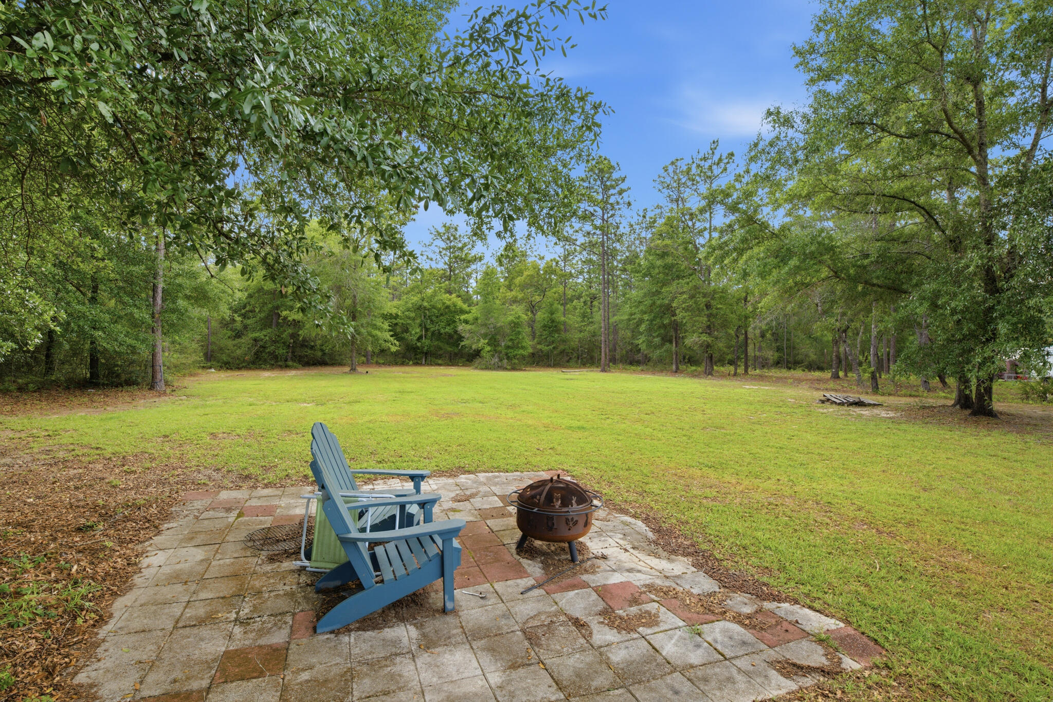 SILVER SPRINGS EST - Residential