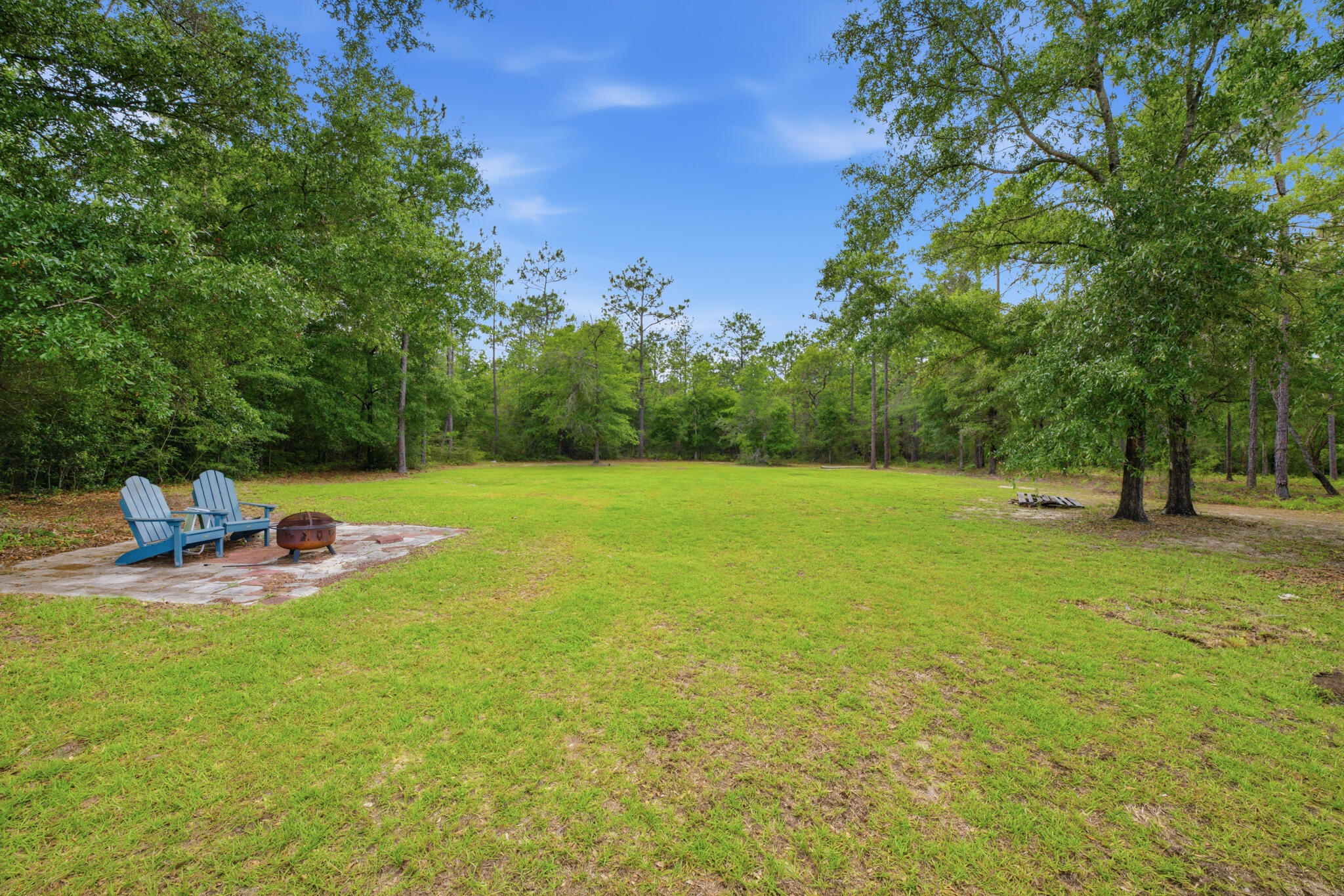 SILVER SPRINGS EST - Residential