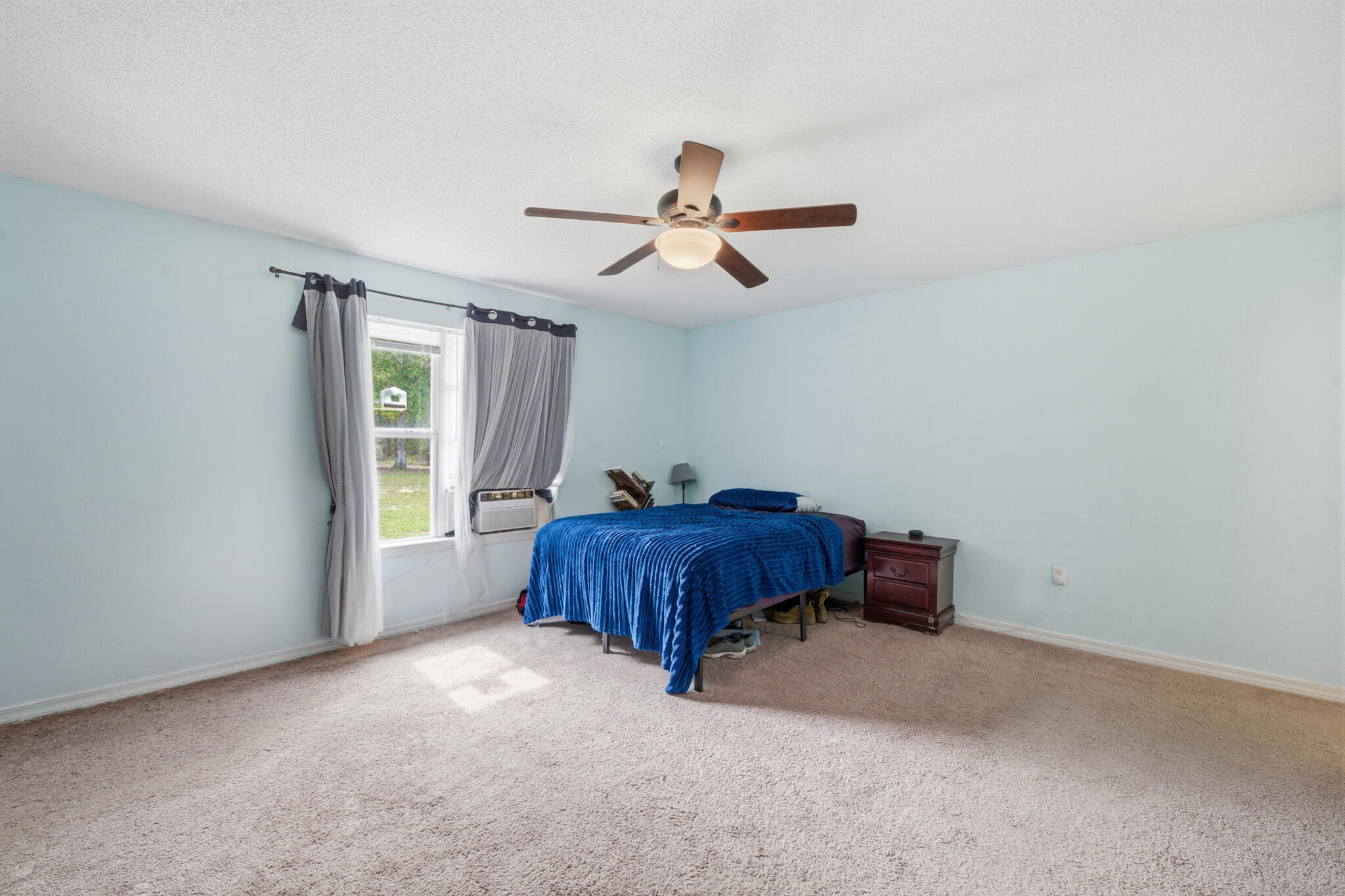 SILVER SPRINGS EST - Residential