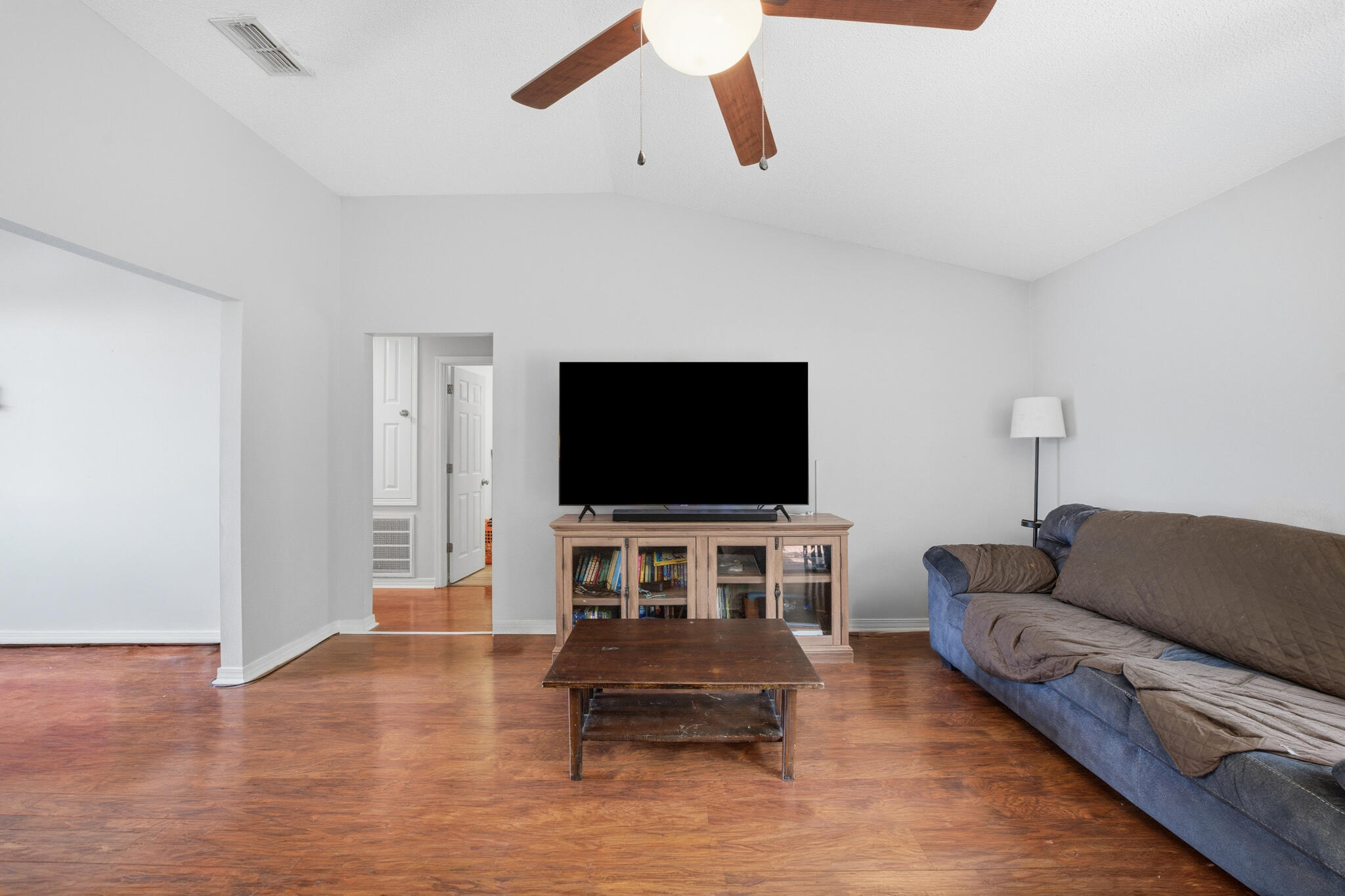 SILVER SPRINGS EST - Residential