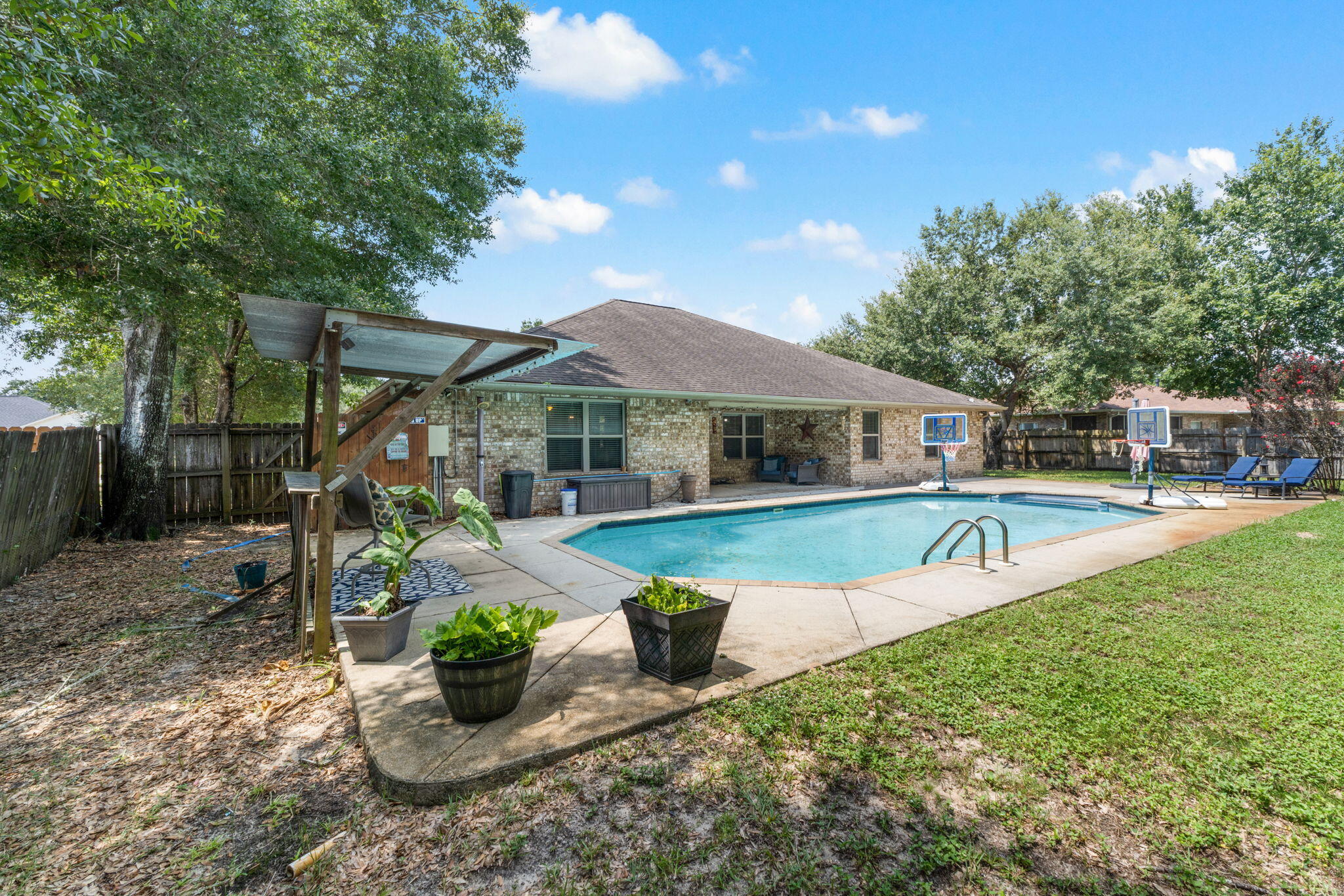 SANDPIPER COVE - Residential