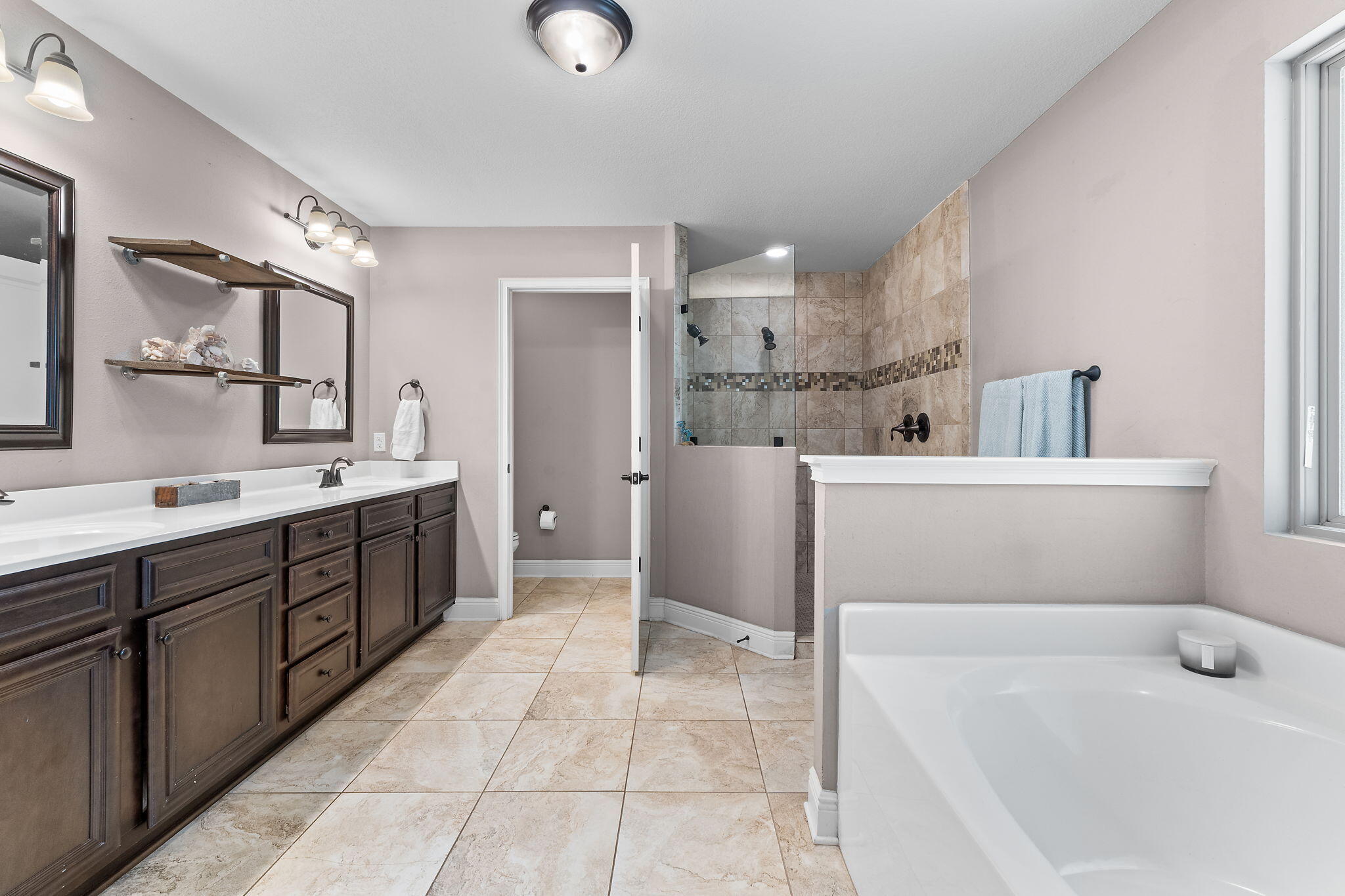 SANDPIPER COVE - Residential