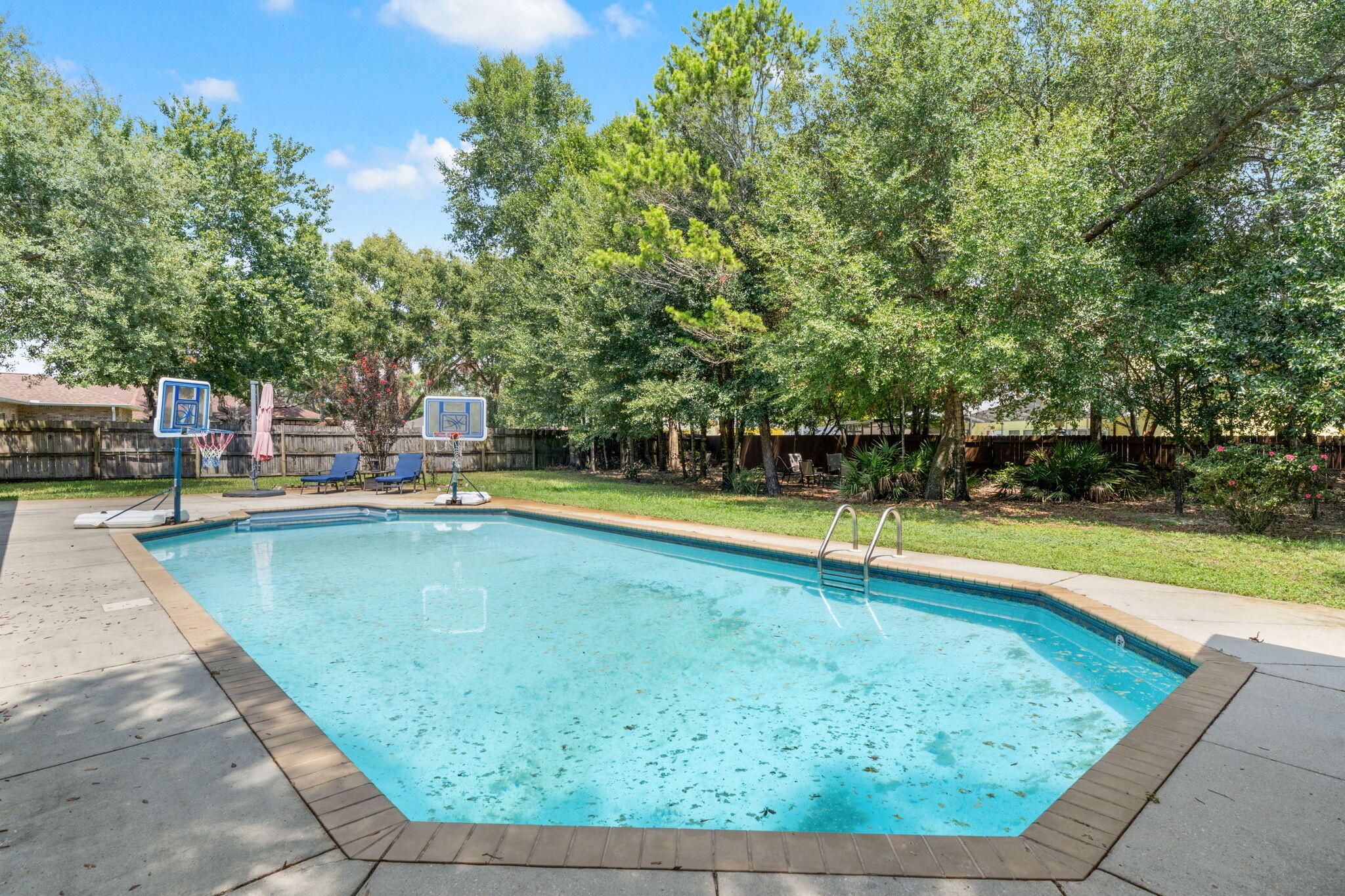 SANDPIPER COVE - Residential