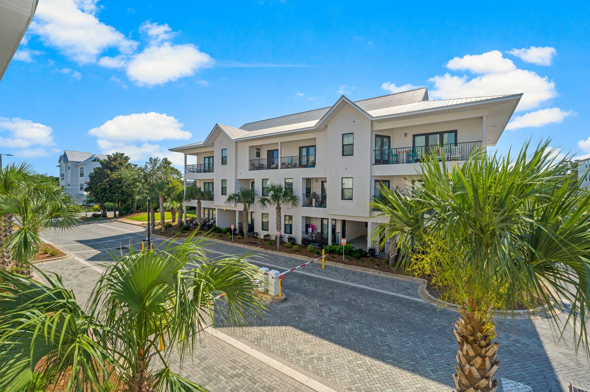 Hidden Lake Condominiums - Residential