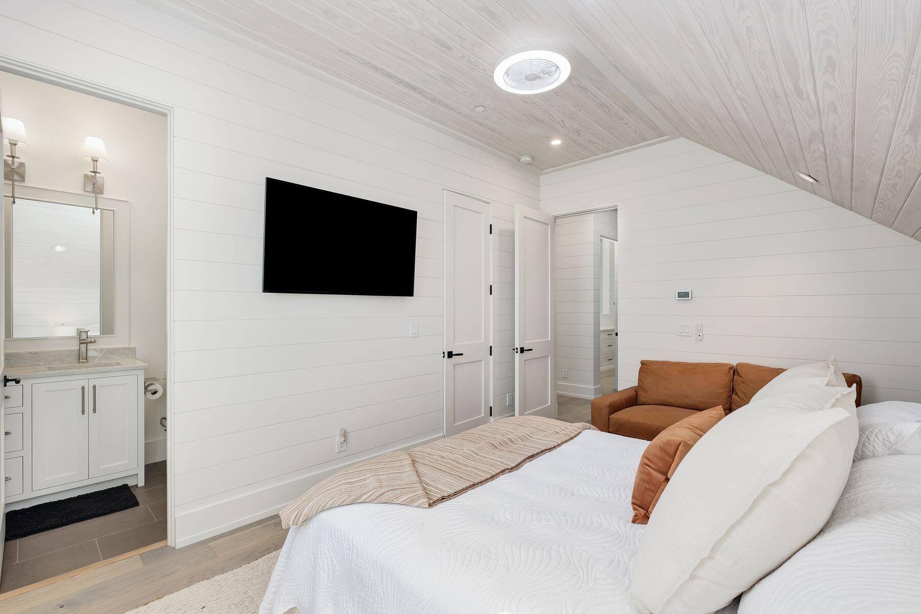 GRAYTON BEACH - Residential