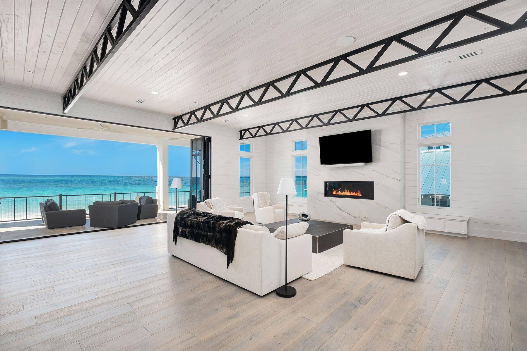 GRAYTON BEACH - Residential
