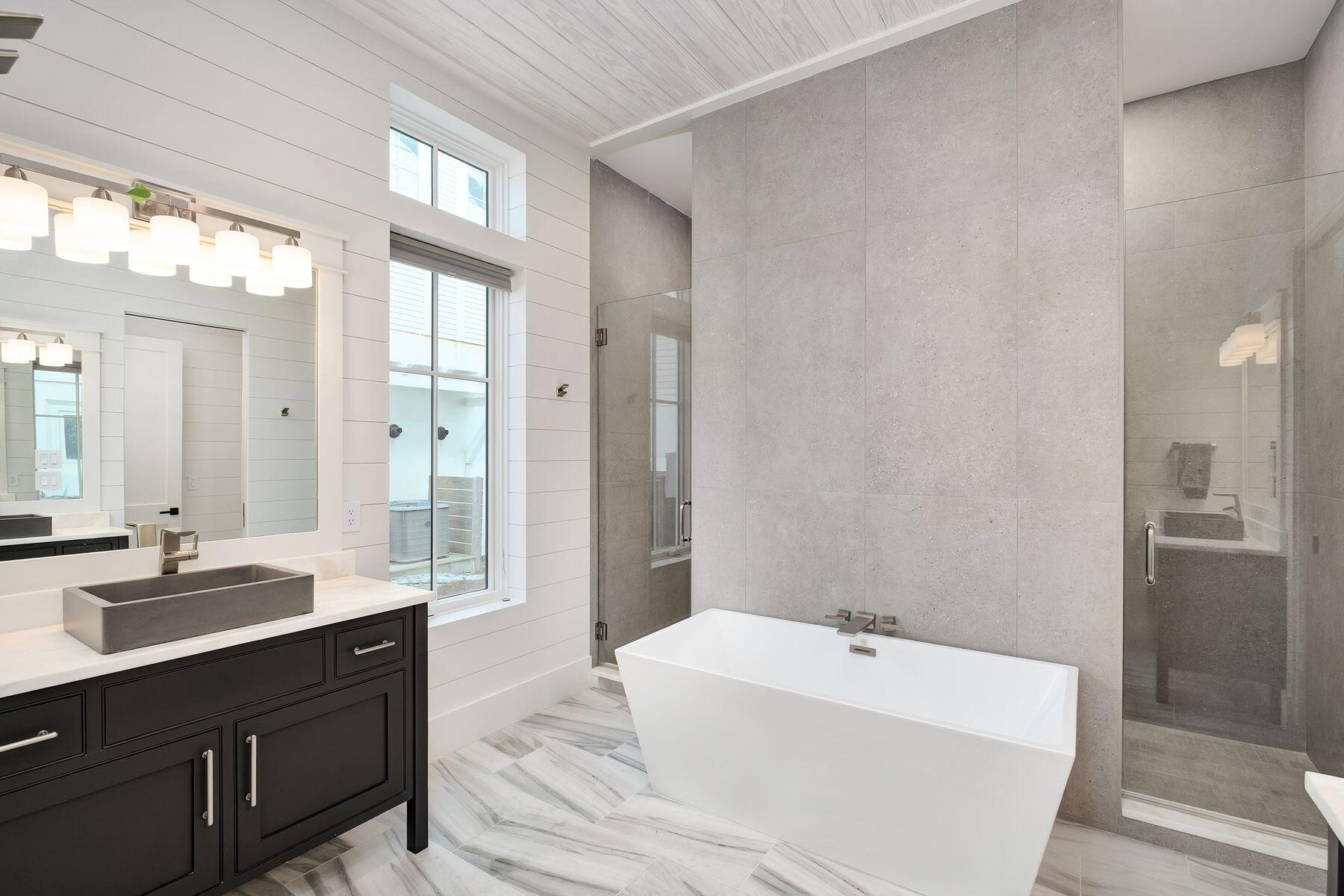 GRAYTON BEACH - Residential