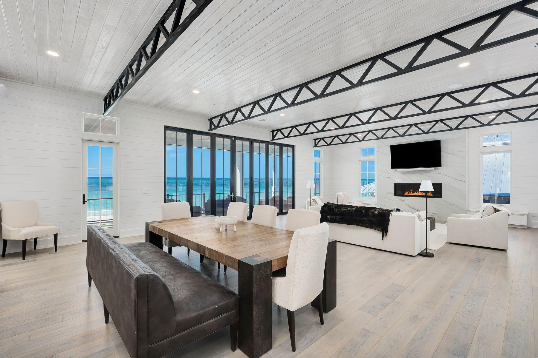 GRAYTON BEACH - Residential