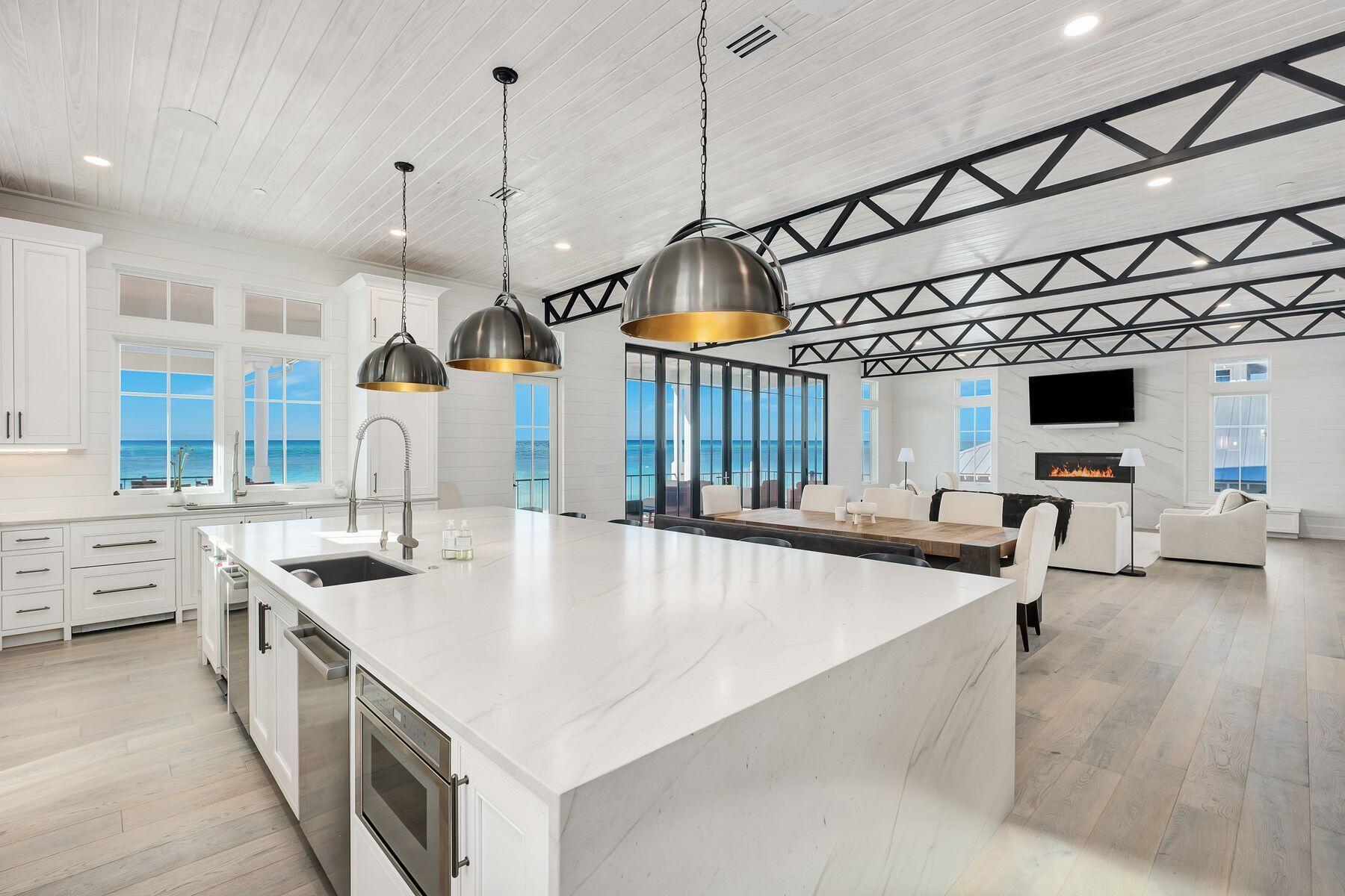 GRAYTON BEACH - Residential