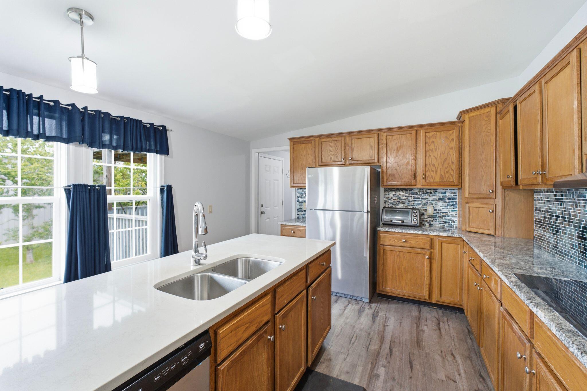 NO RECORDED SUBDIVISION - Residential