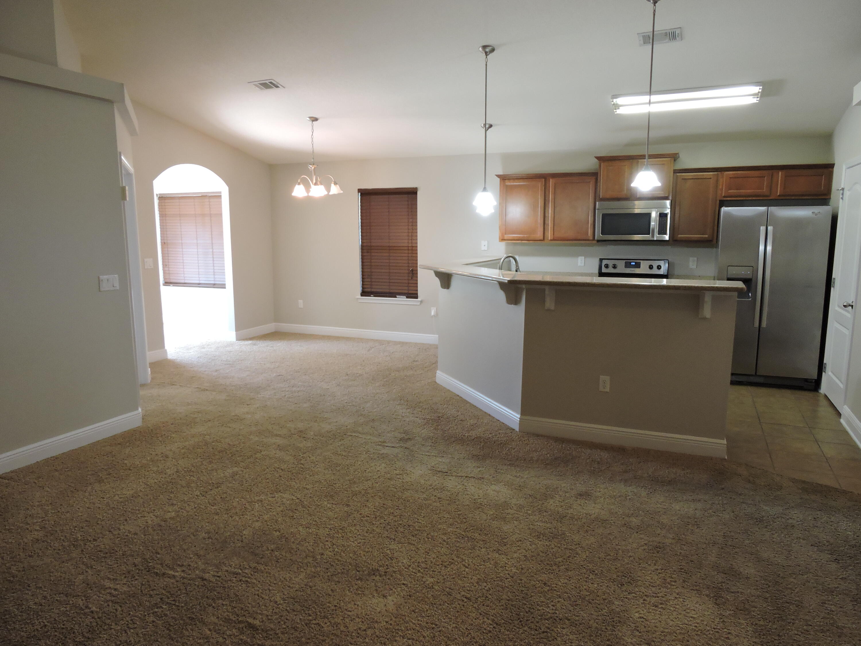 DUGGAN POND ESTATES - Residential Lease