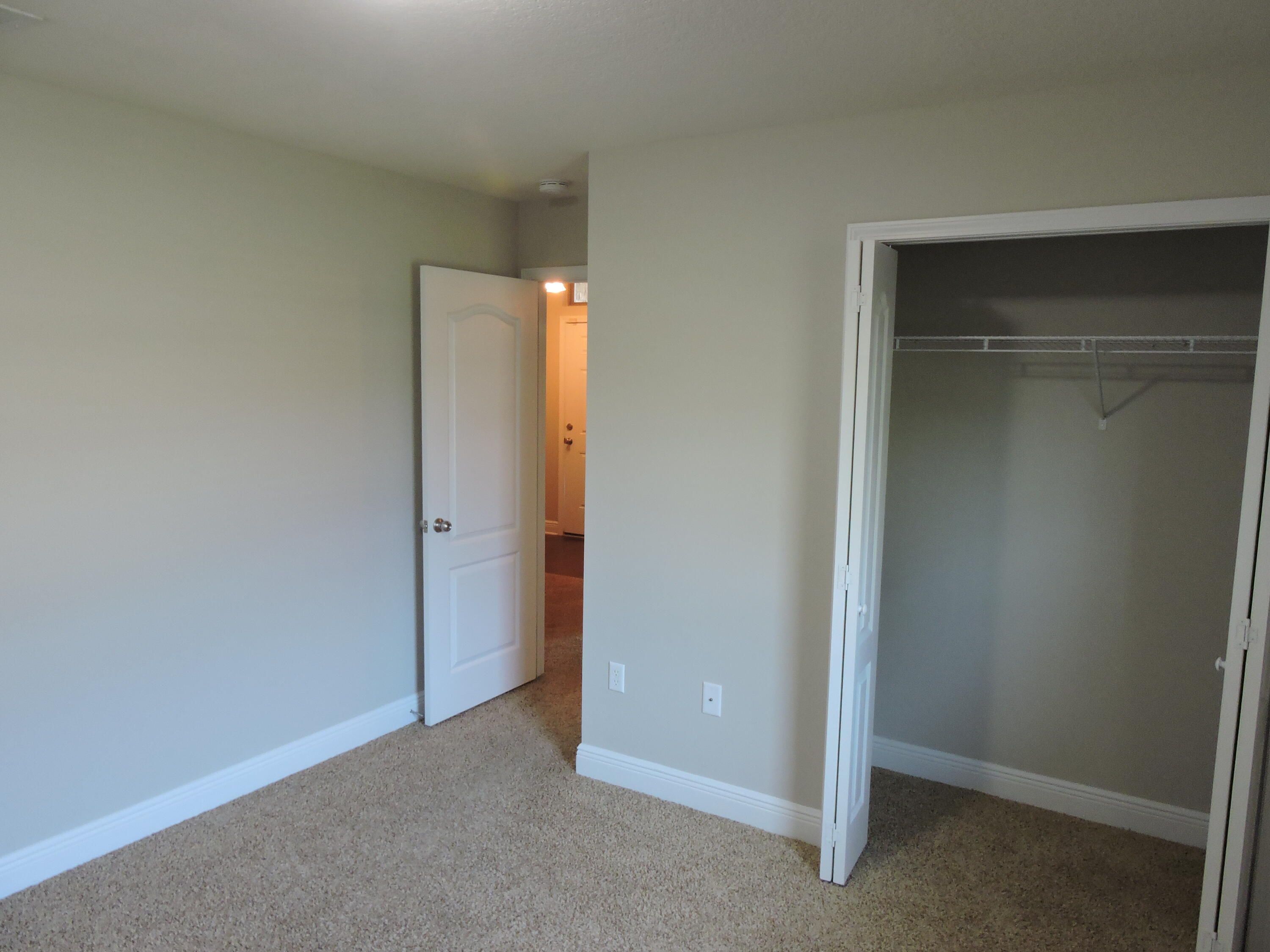 DUGGAN POND ESTATES - Residential Lease