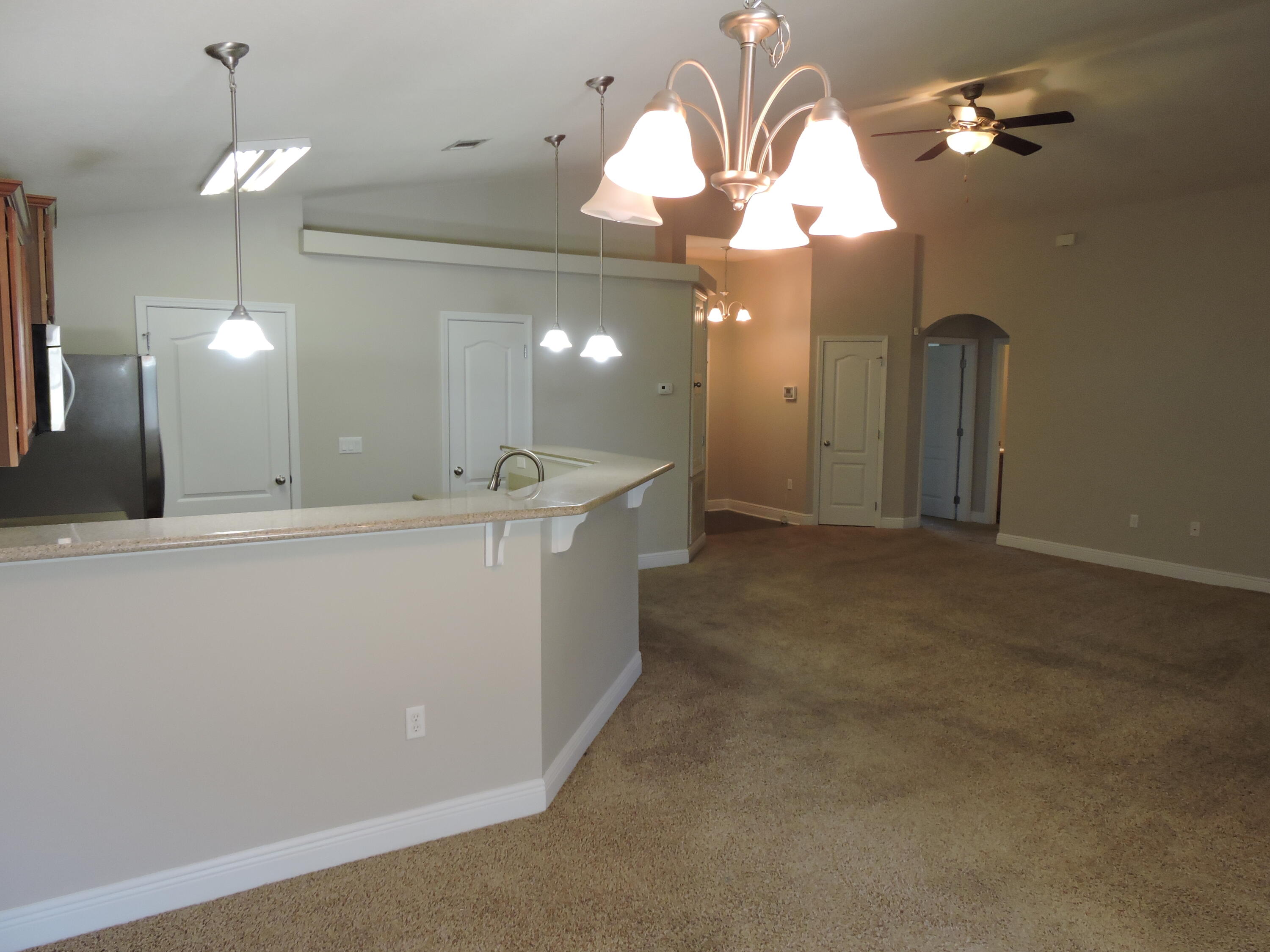 DUGGAN POND ESTATES - Residential Lease