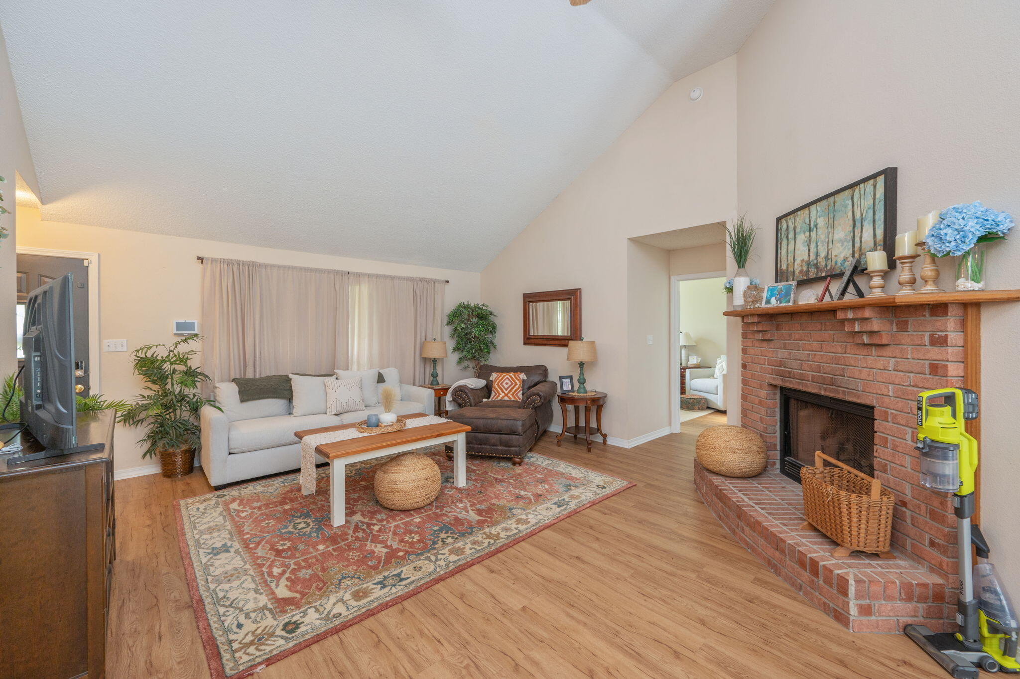HOLLEY BY THE SEA - Residential