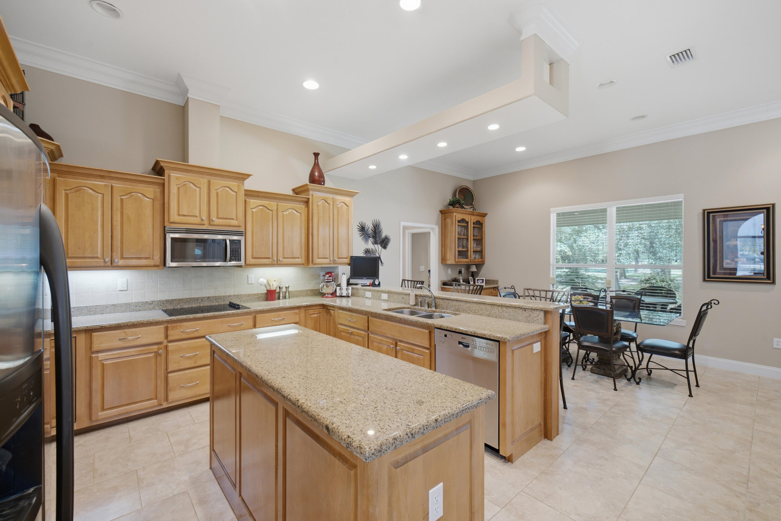 ROCKY BAYOU COUNTRY CLUB ESTATES 9 - Residential