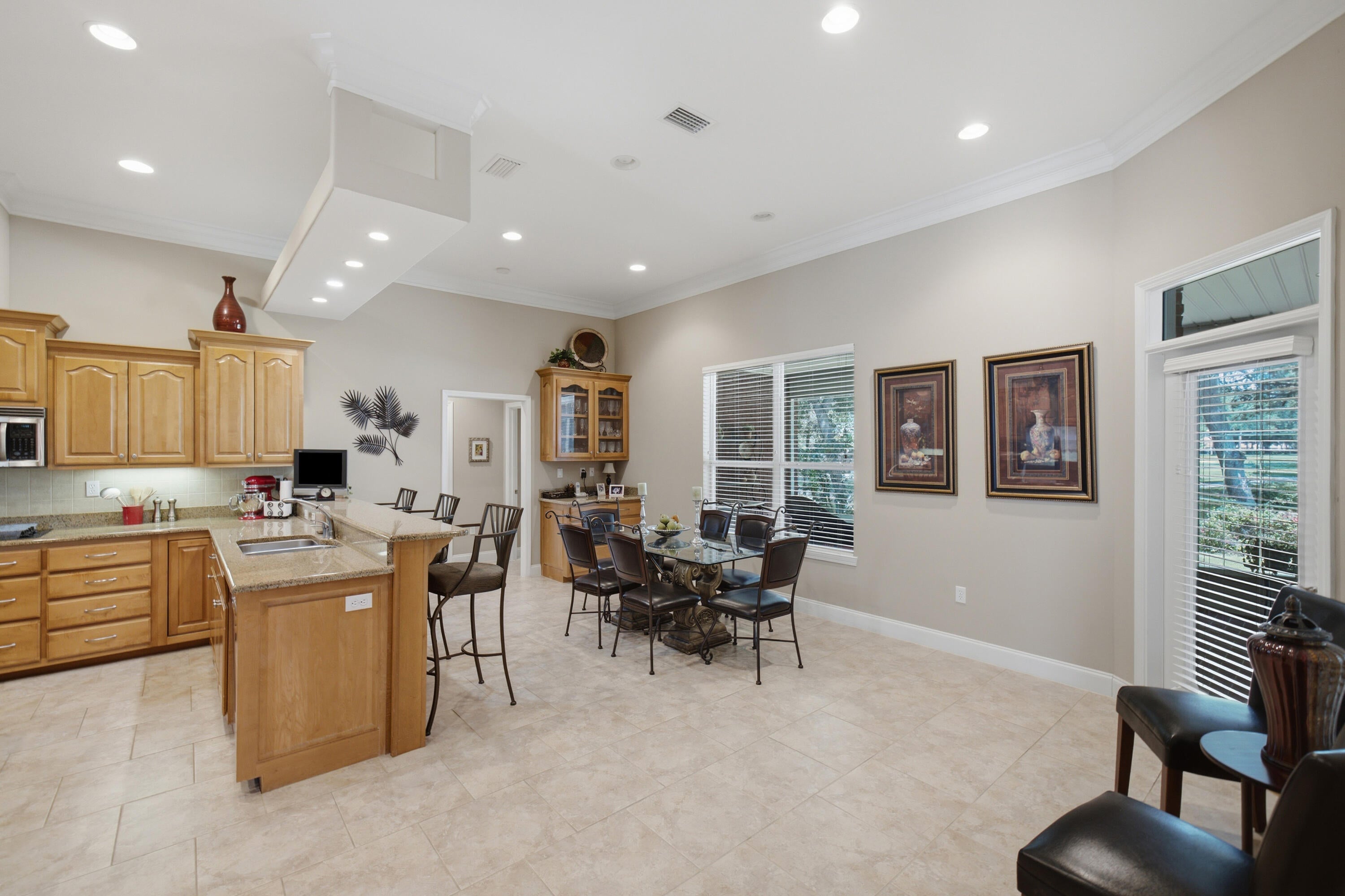 ROCKY BAYOU COUNTRY CLUB ESTATES 9 - Residential