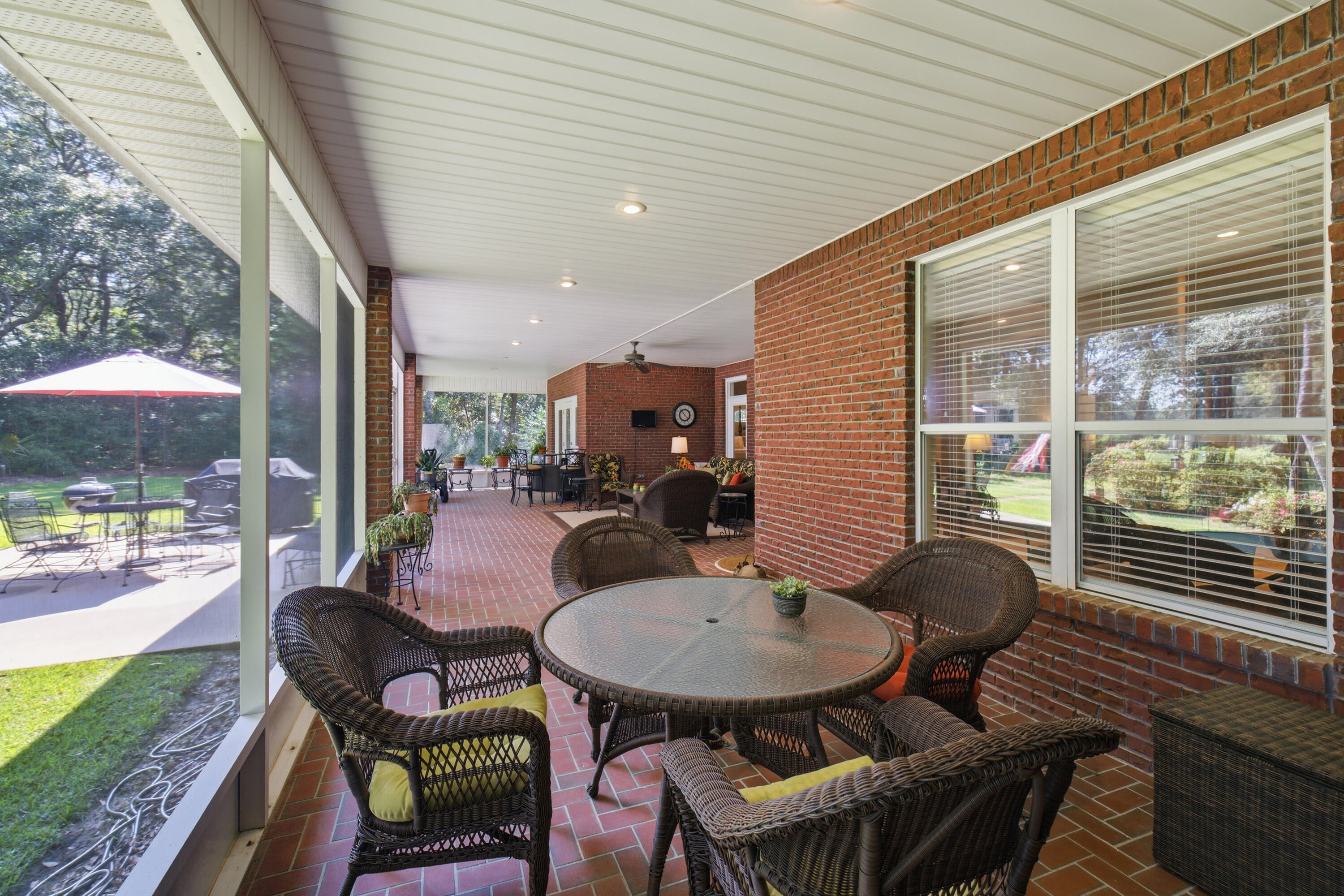 ROCKY BAYOU COUNTRY CLUB ESTATES 9 - Residential