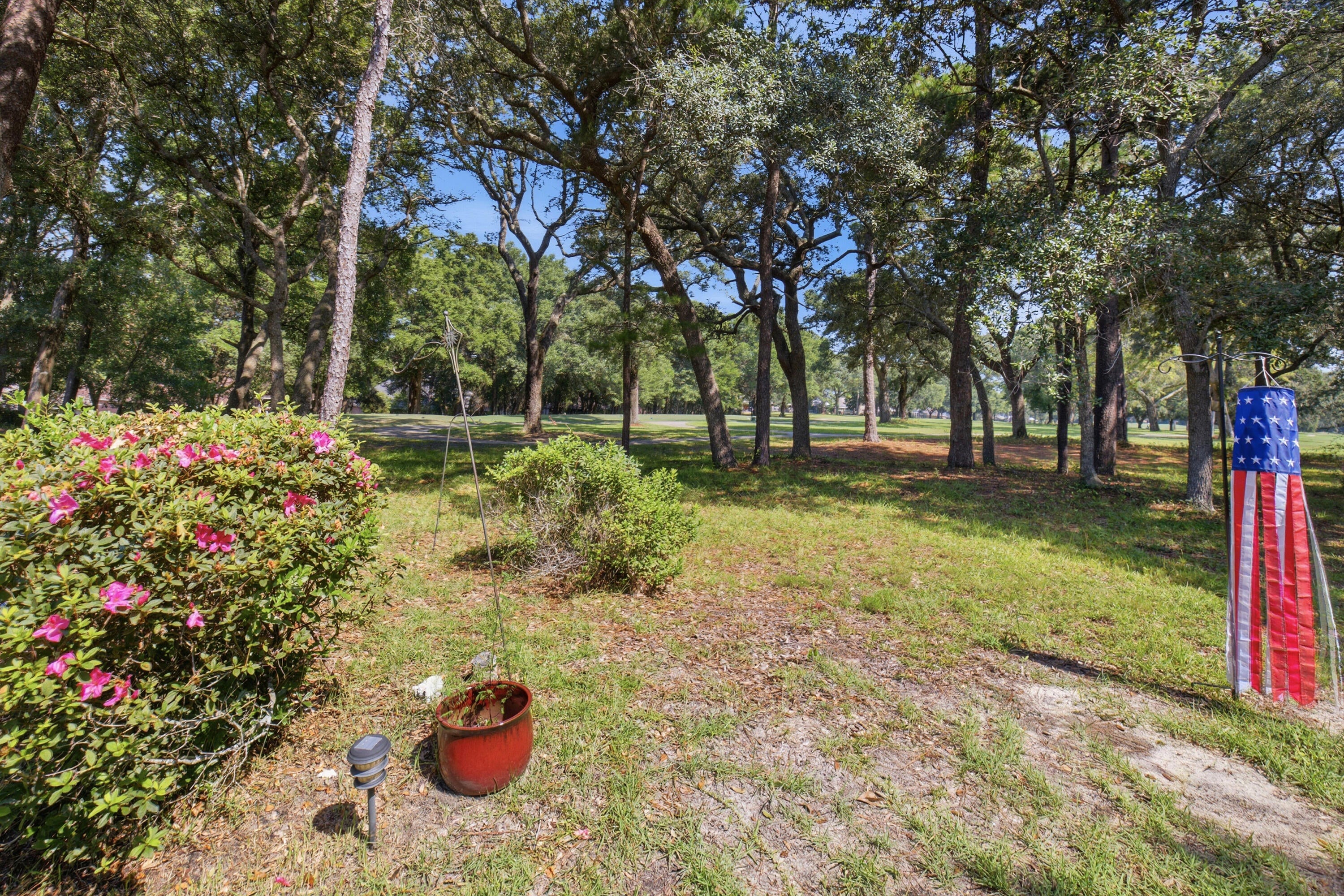 ROCKY BAYOU COUNTRY CLUB ESTATES 9 - Residential