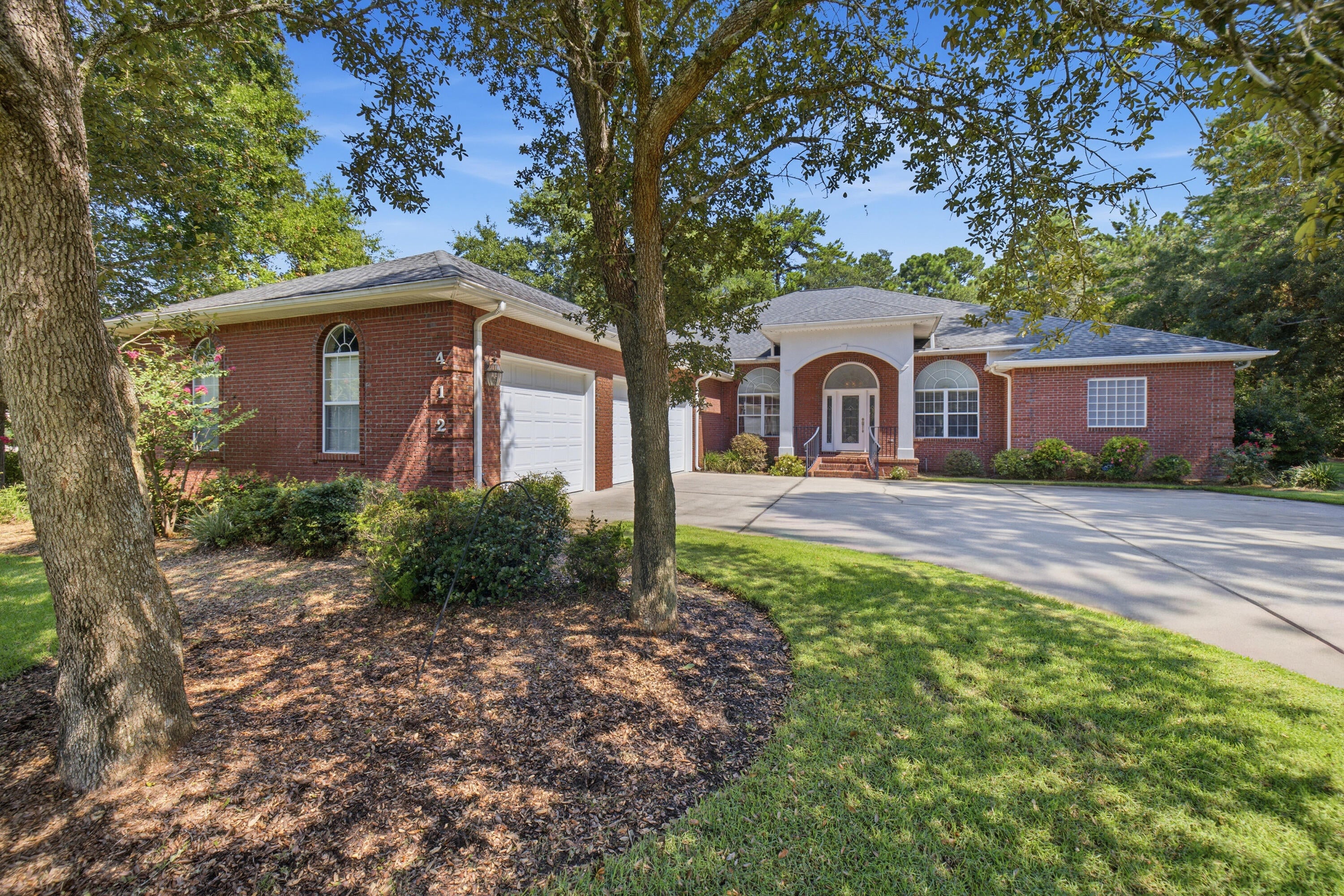 ROCKY BAYOU COUNTRY CLUB ESTATES 9 - Residential