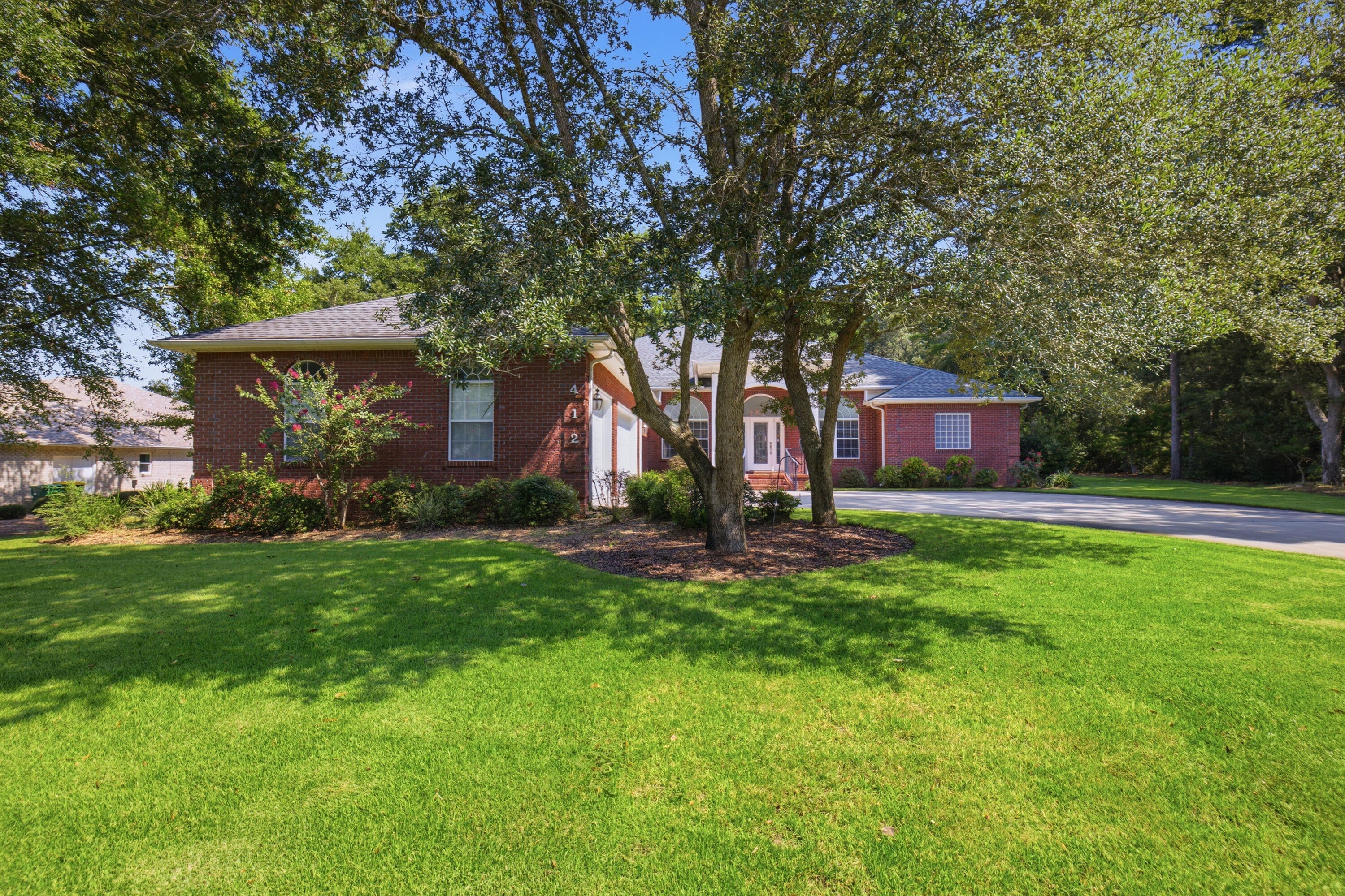 ROCKY BAYOU COUNTRY CLUB ESTATES 9 - Residential