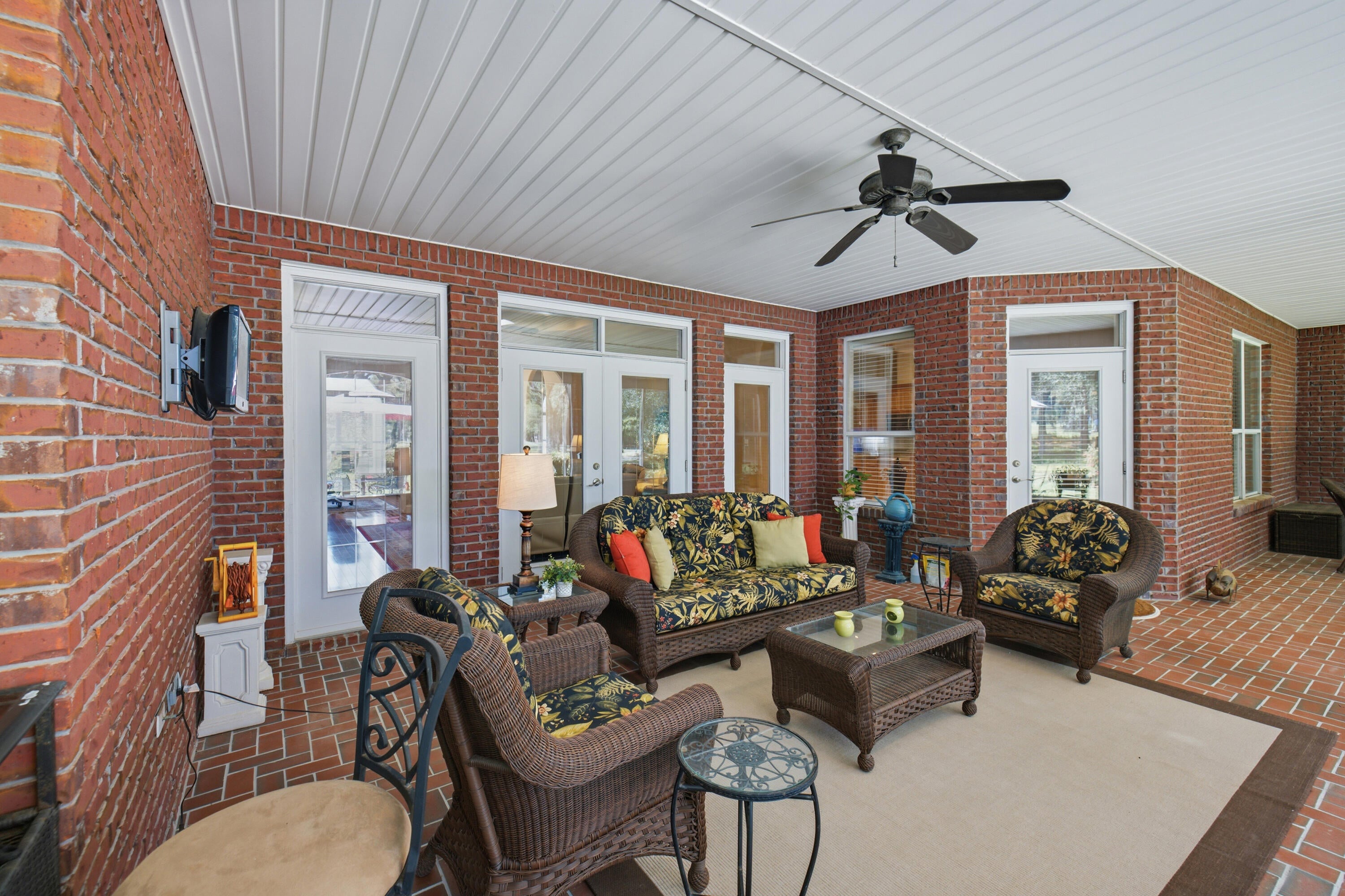 ROCKY BAYOU COUNTRY CLUB ESTATES 9 - Residential