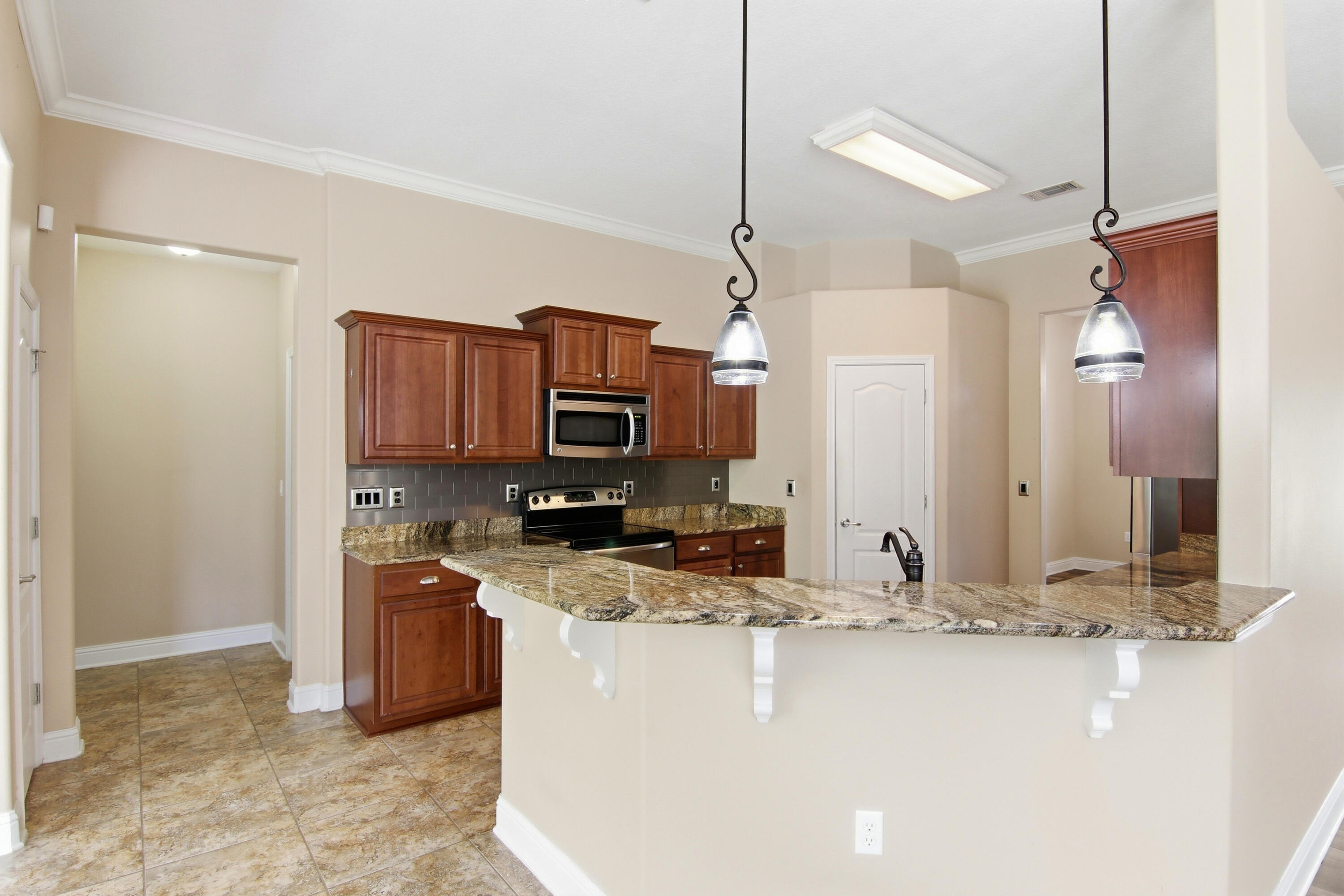 HOLLEY BY THE SEA - Residential