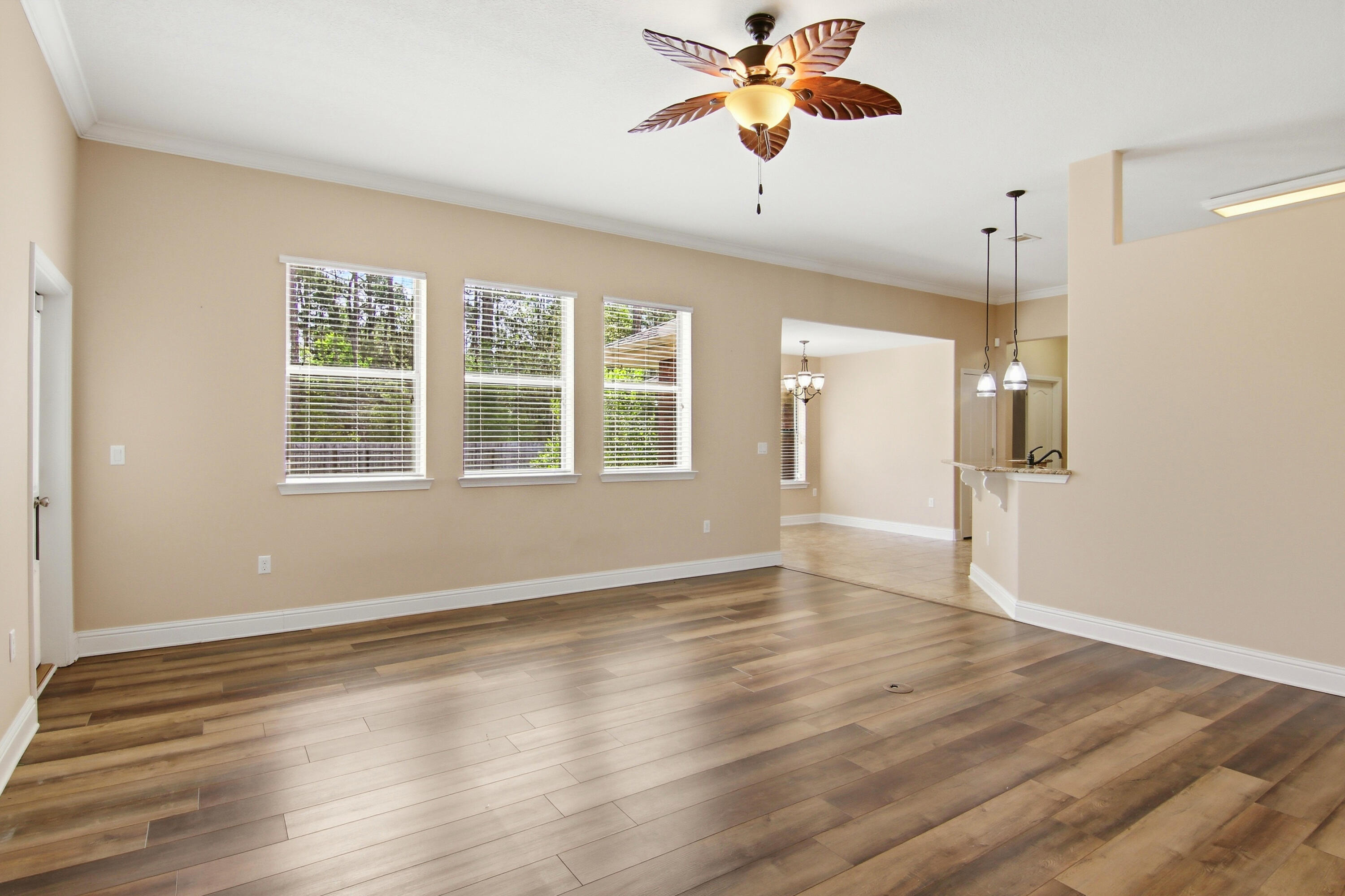 HOLLEY BY THE SEA - Residential