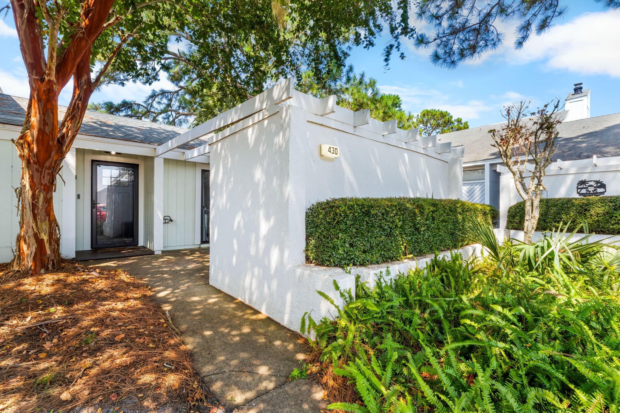 LINKSIDE VILLAGE UNIT 1 - Residential