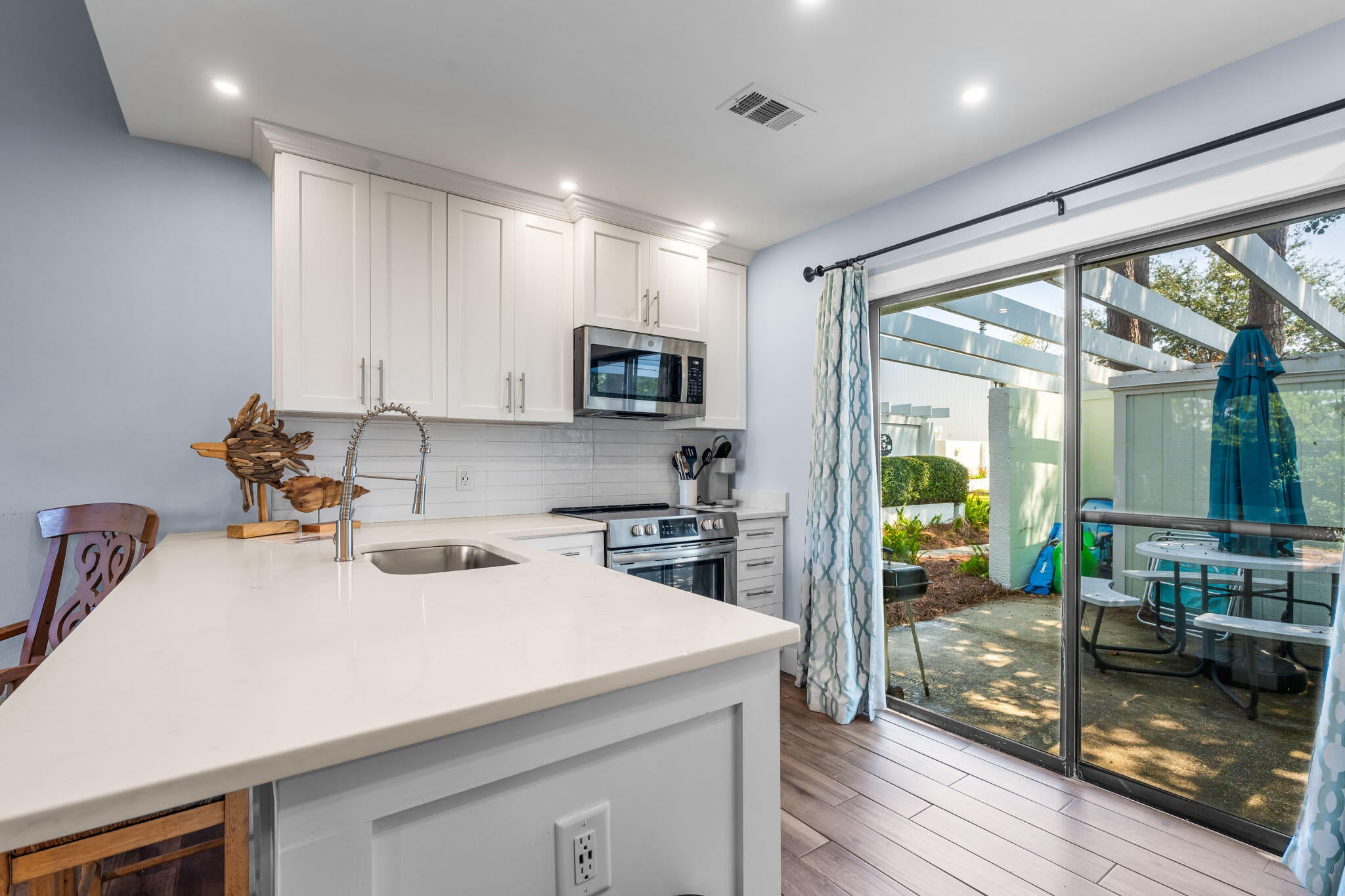 LINKSIDE VILLAGE UNIT 1 - Residential