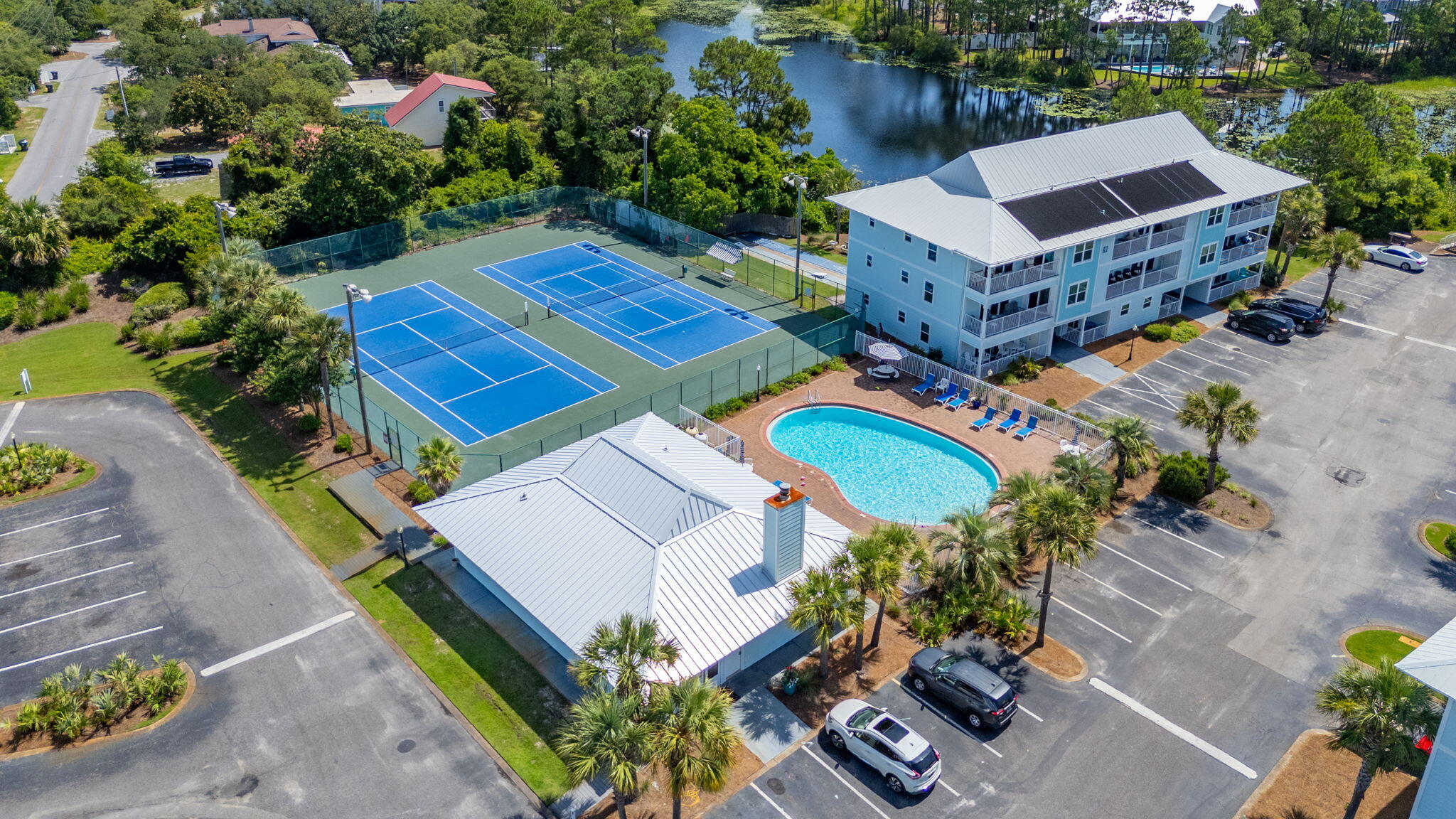 BEACHSIDE VILLAS CONDO - Residential