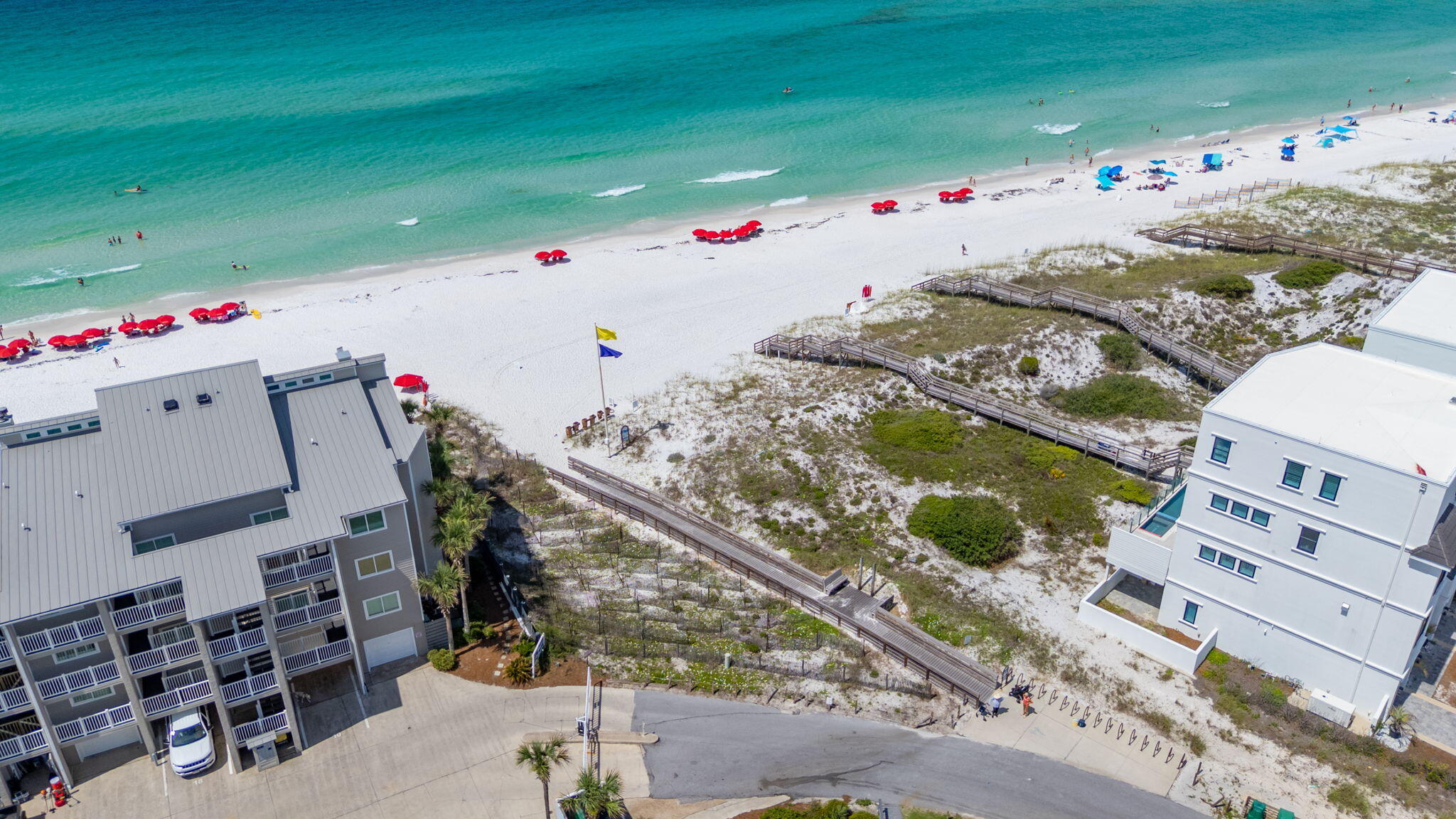 BEACHSIDE VILLAS CONDO - Residential