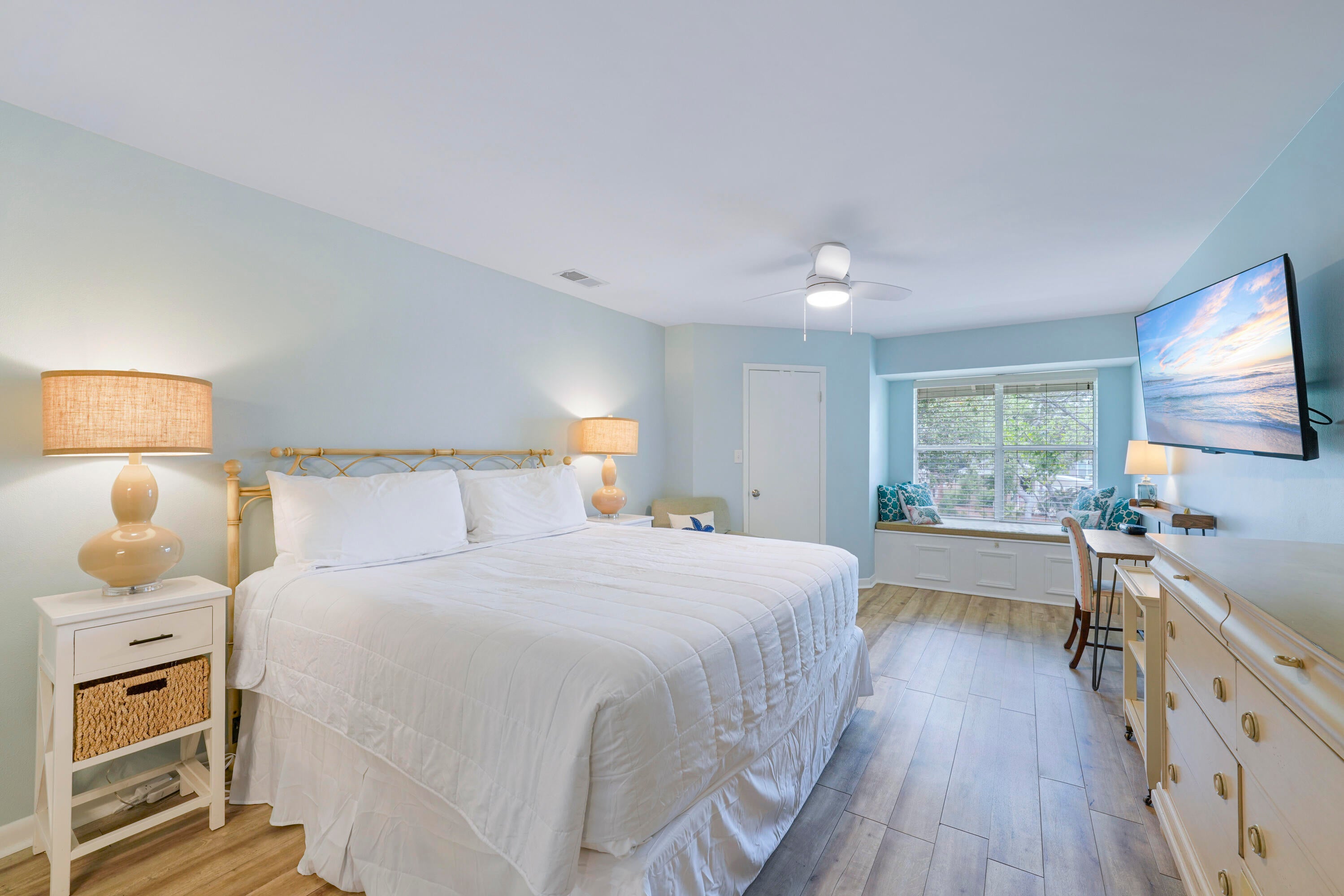 HIDDEN DUNES BEACH COTTAGES 2 - Residential