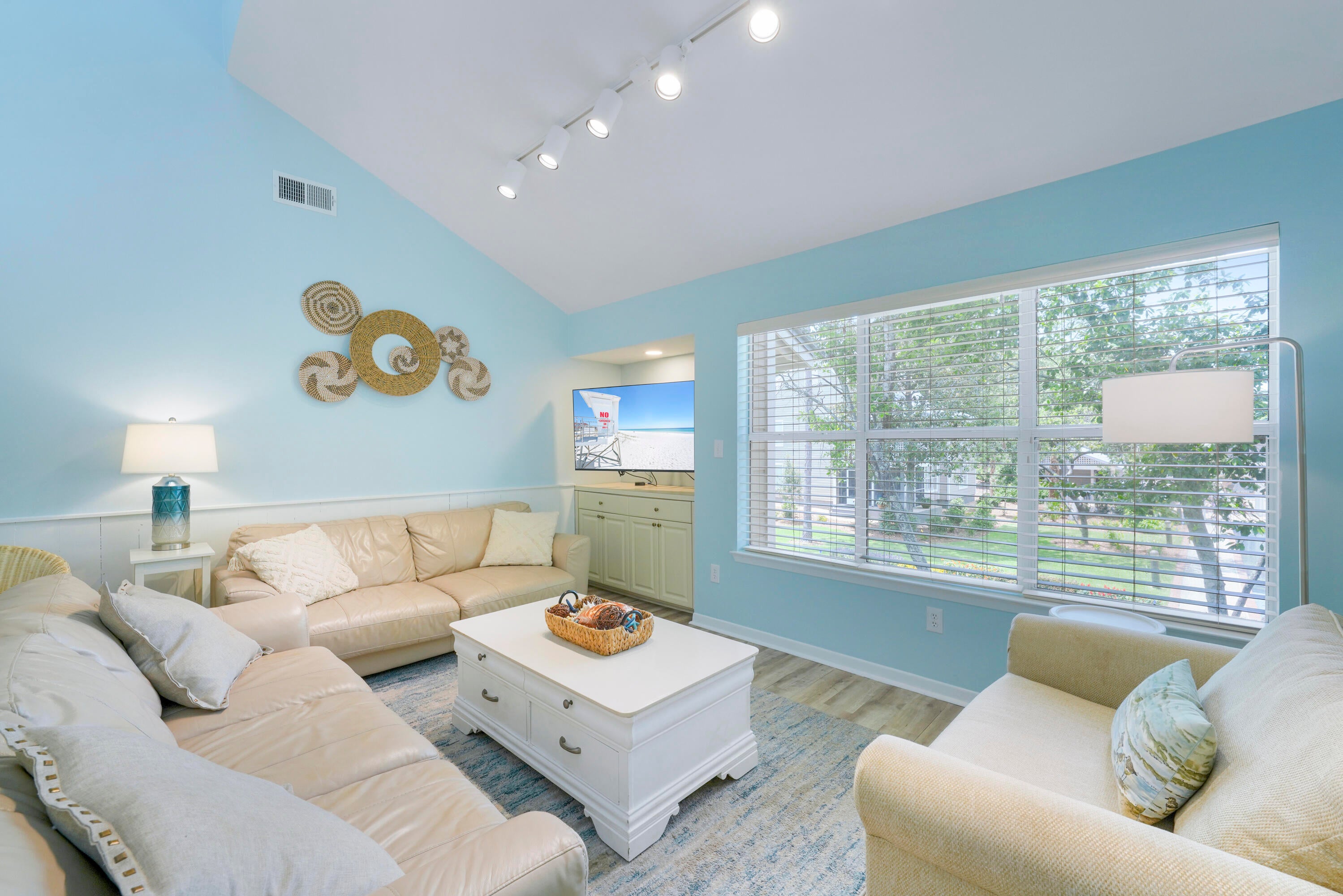 HIDDEN DUNES BEACH COTTAGES 2 - Residential