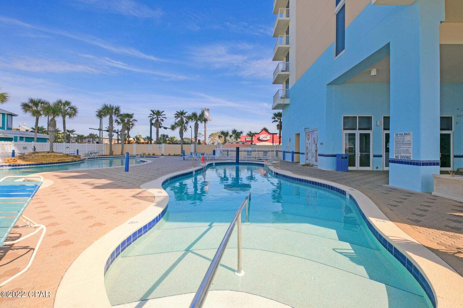 MAJESTIC BEACH TOWERS II - Residential