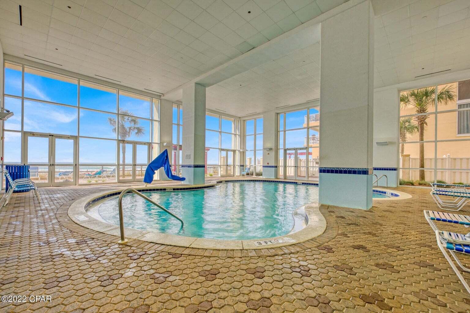 MAJESTIC BEACH TOWERS II - Residential