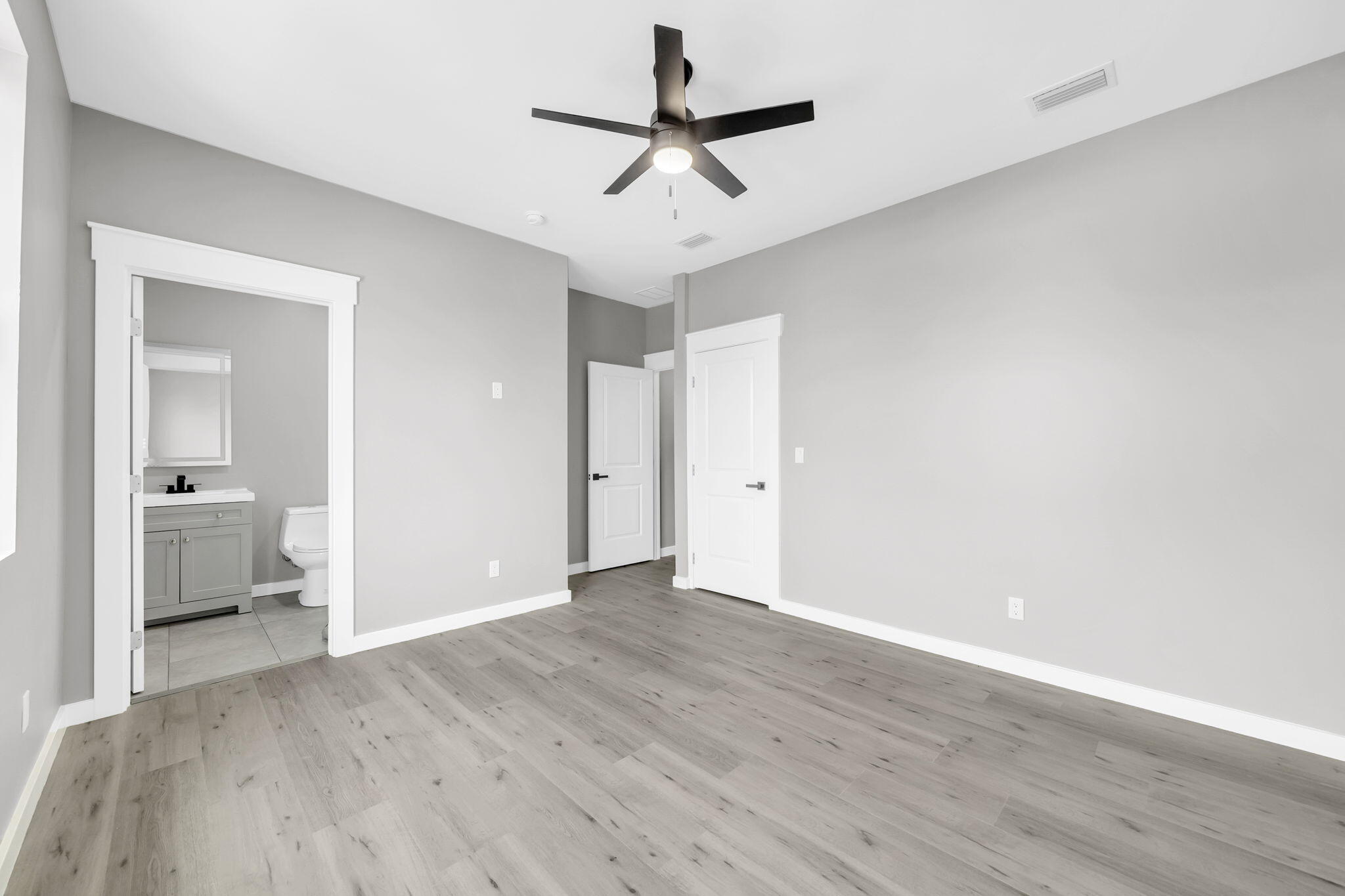 LAGUNA BEACH 6TH ADDN - Residential