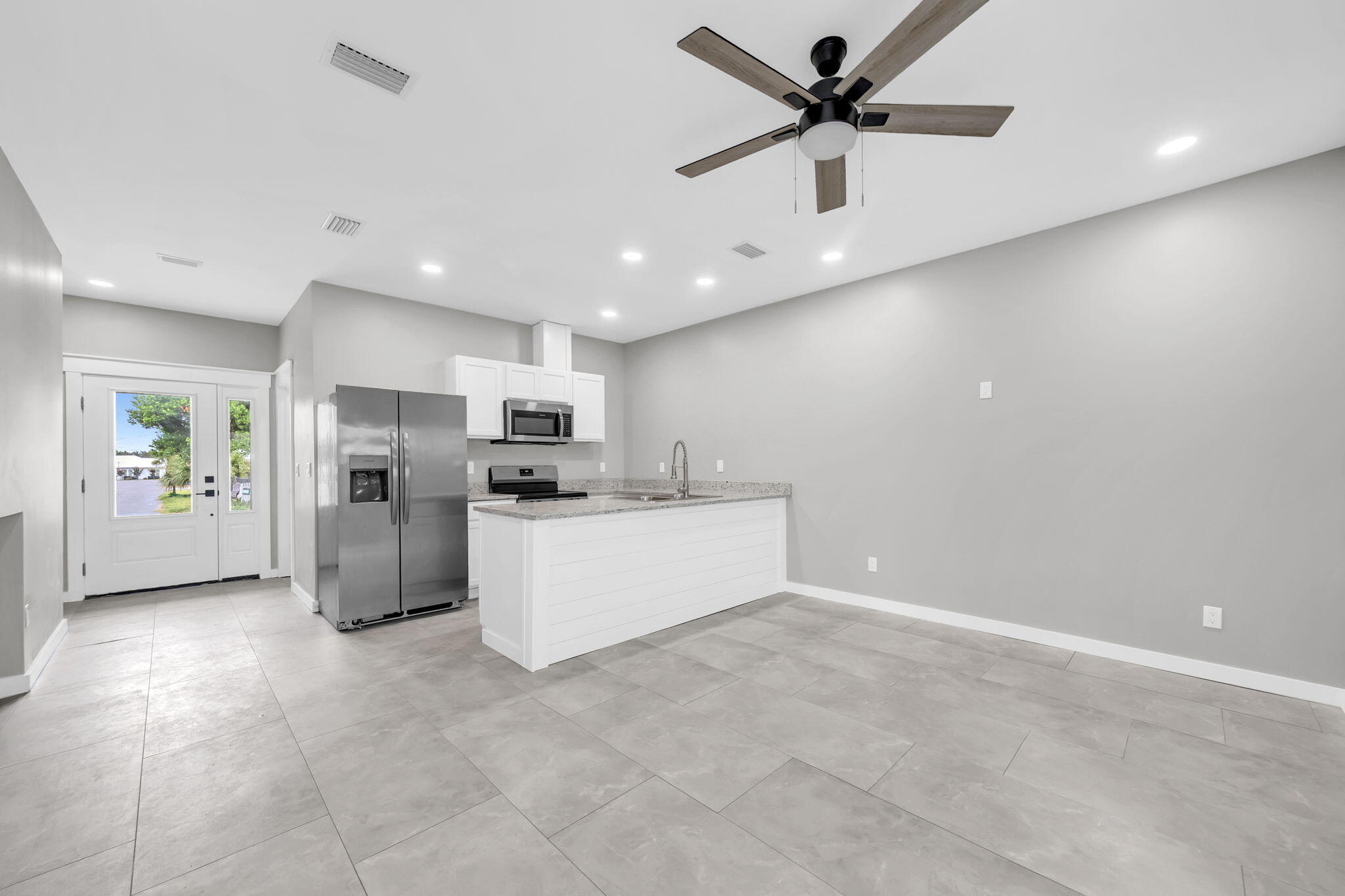 LAGUNA BEACH 6TH ADDN - Residential