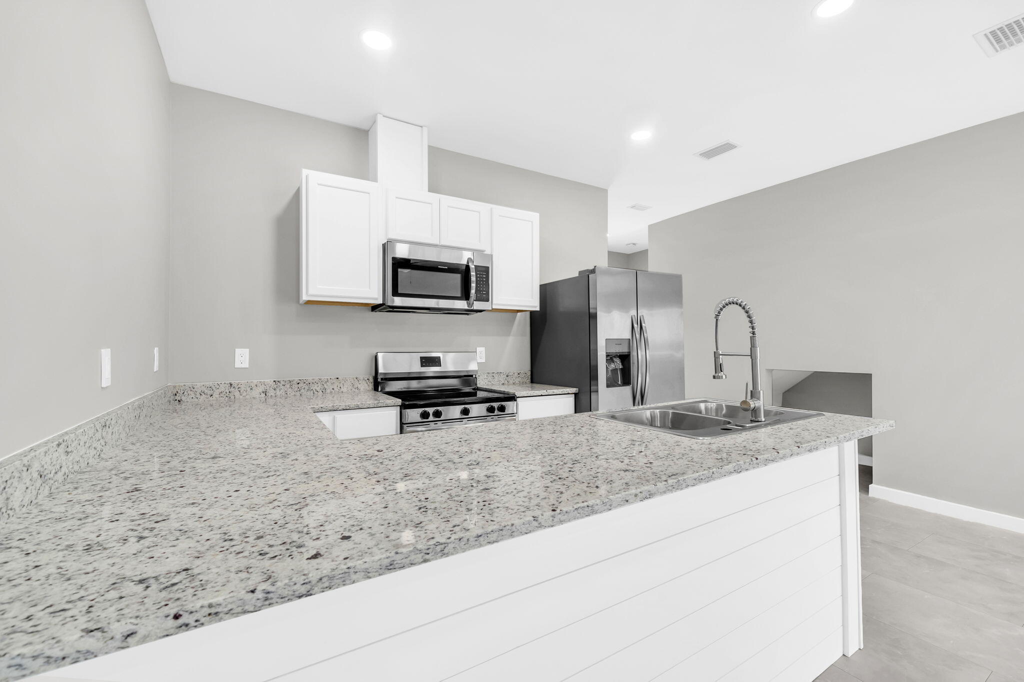 LAGUNA BEACH 6TH ADDN - Residential