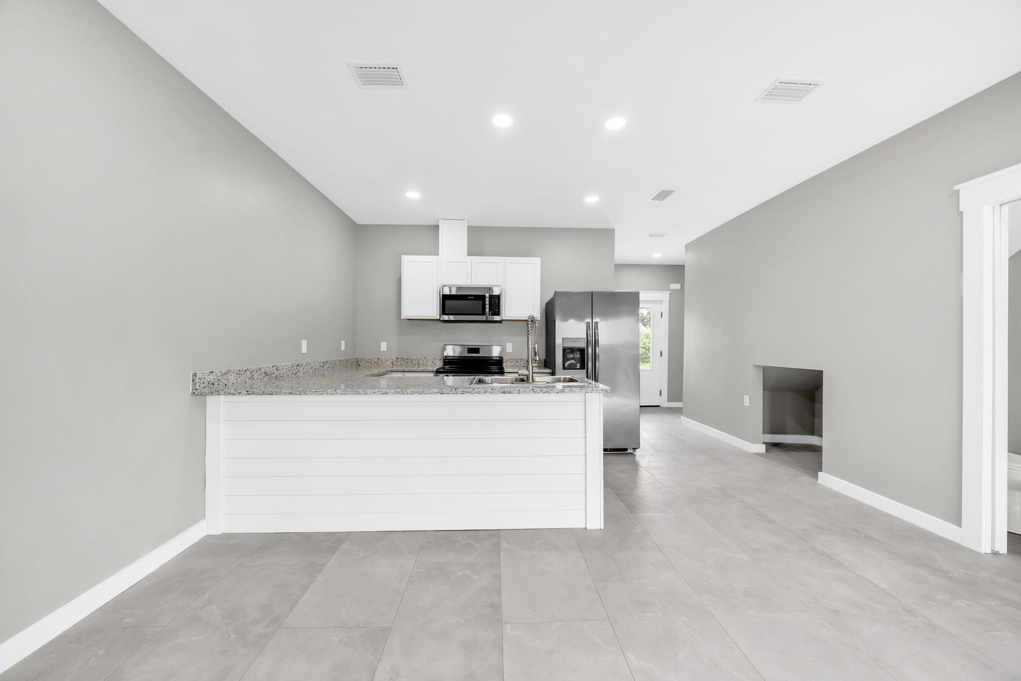 LAGUNA BEACH 6TH ADDN - Residential