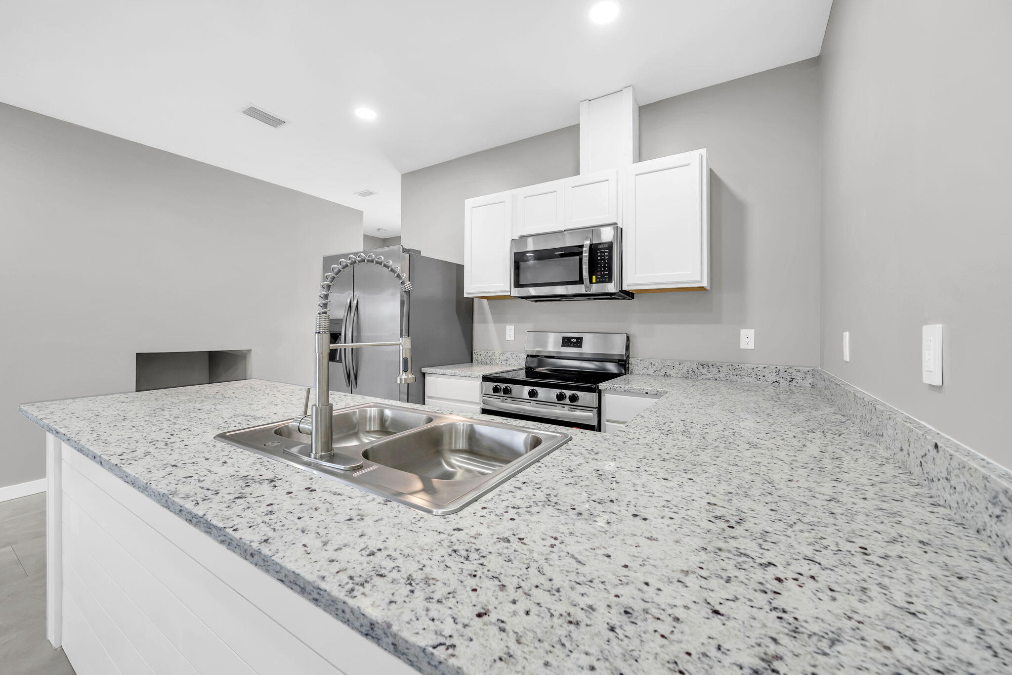 LAGUNA BEACH 6TH ADDN - Residential
