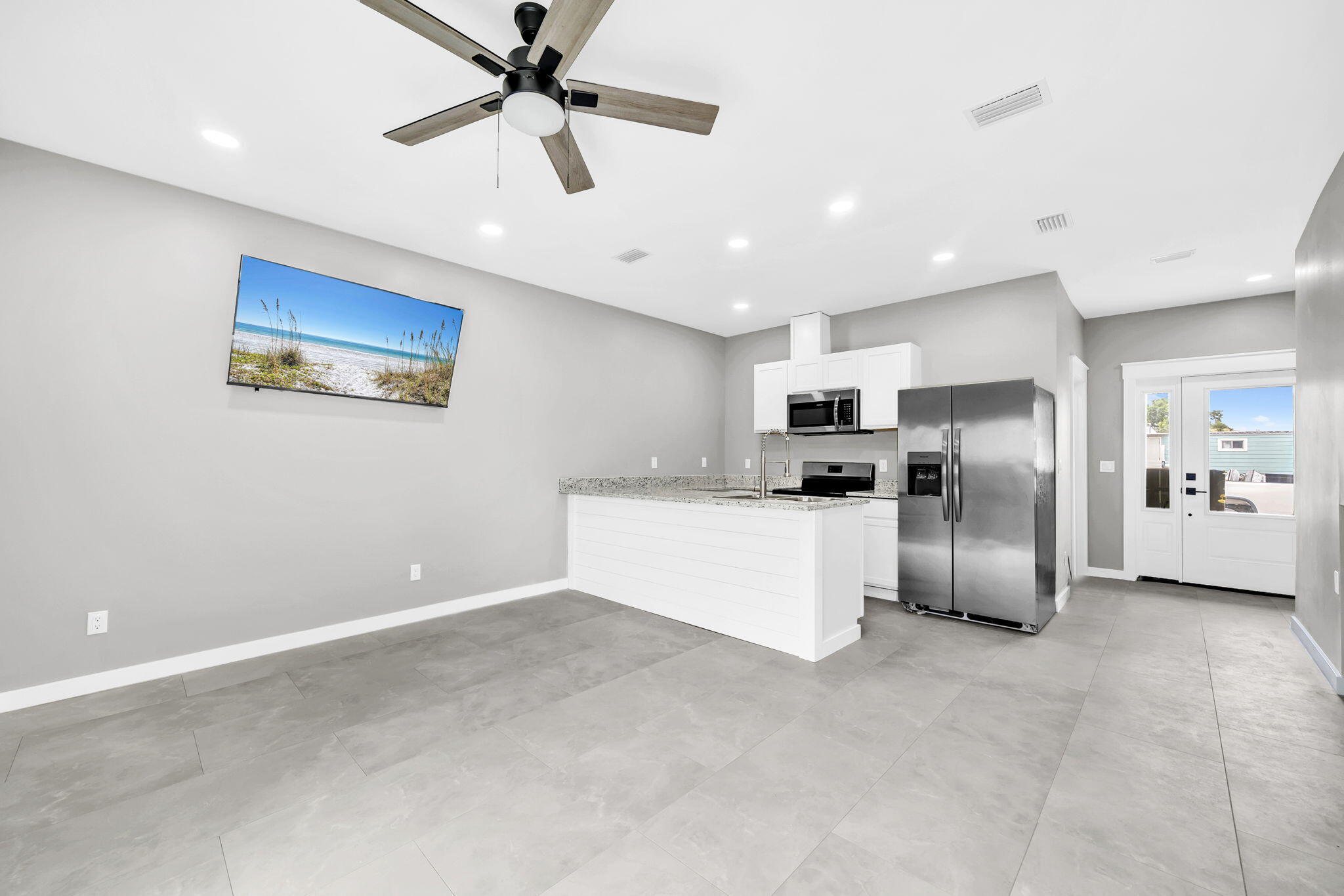 LAGUNA BEACH 6TH ADDN - Residential