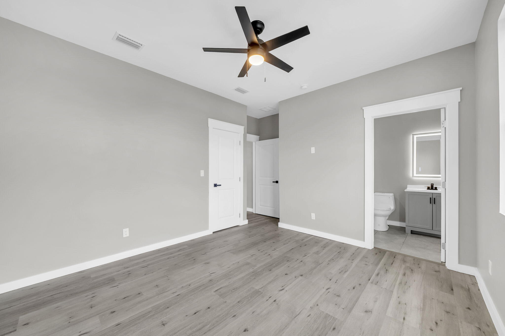 LAGUNA BEACH 6TH ADDN - Residential
