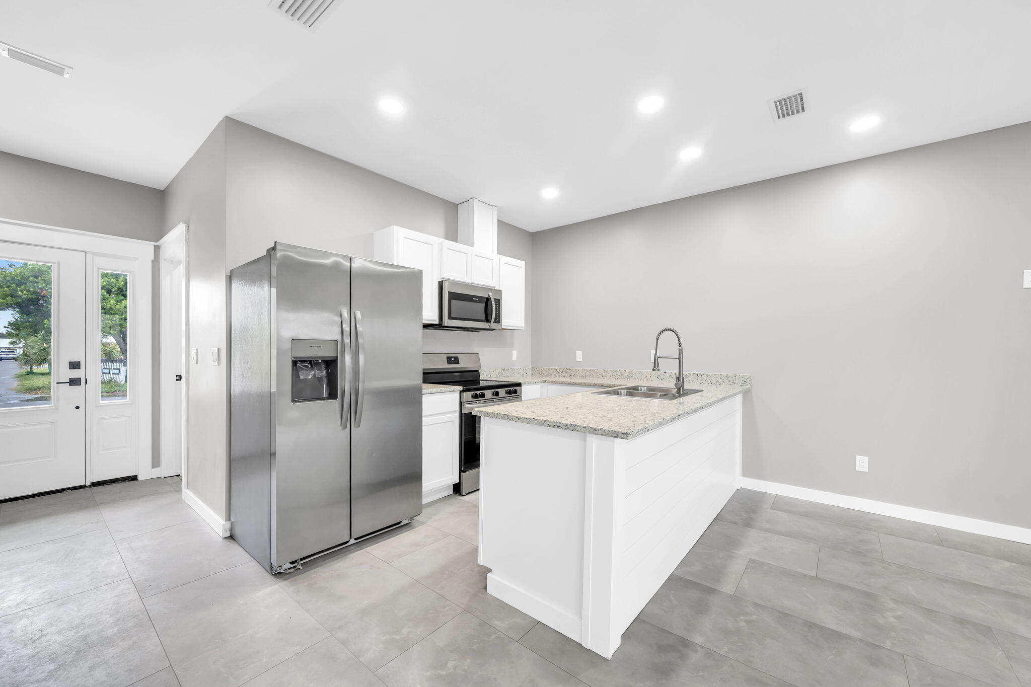 LAGUNA BEACH 6TH ADDN - Residential