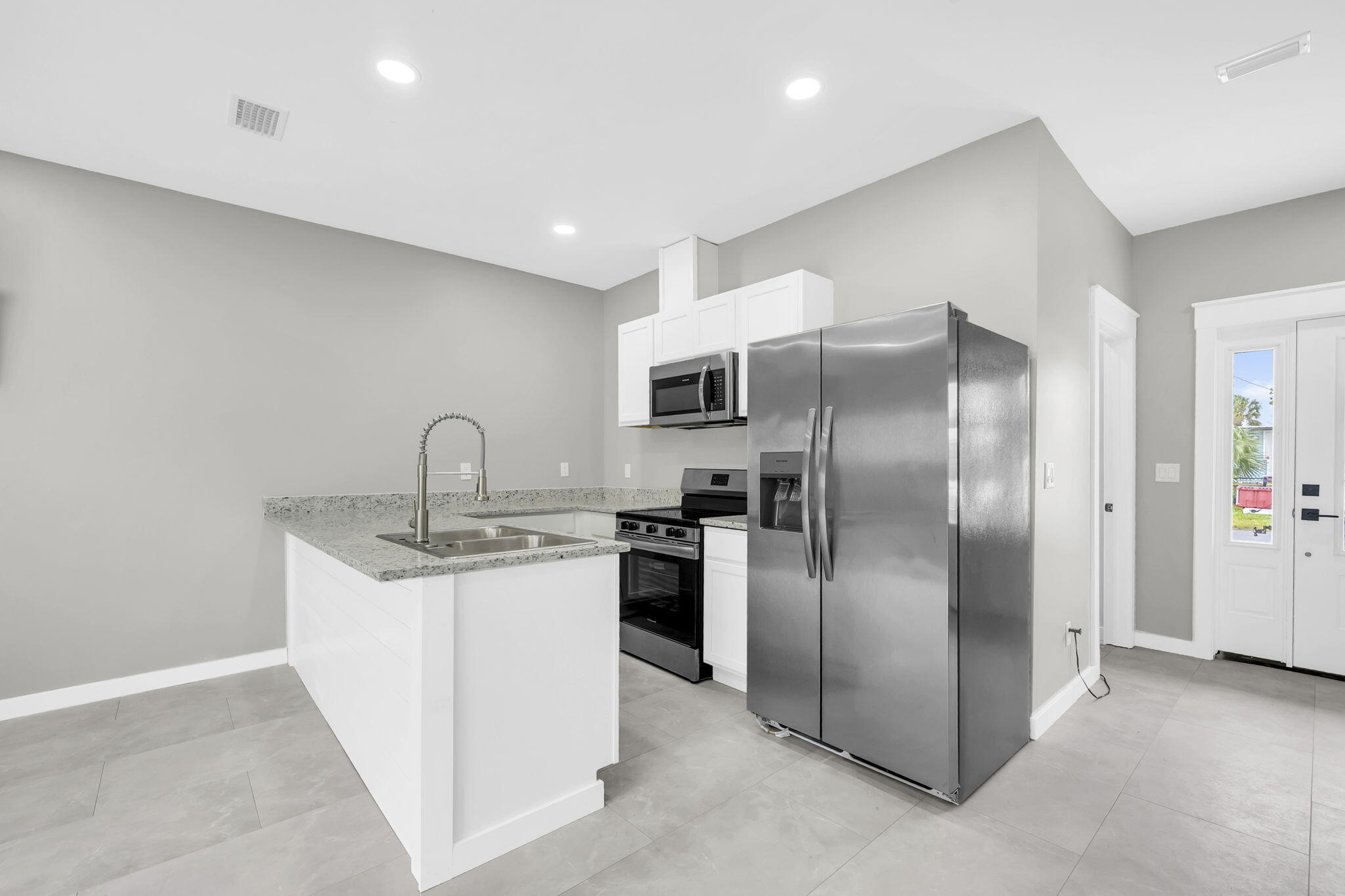 LAGUNA BEACH 6TH ADDN - Residential