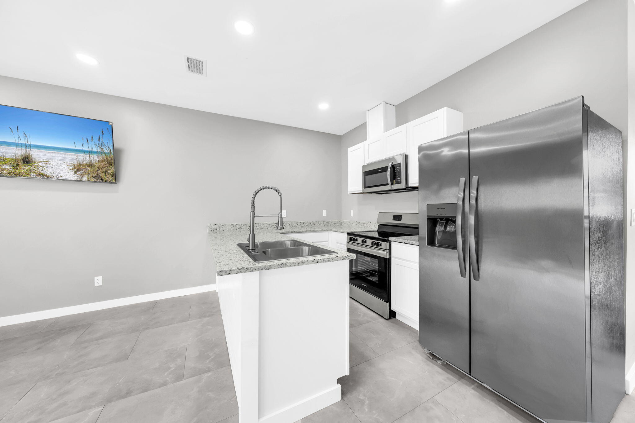 LAGUNA BEACH 6TH ADDN - Residential