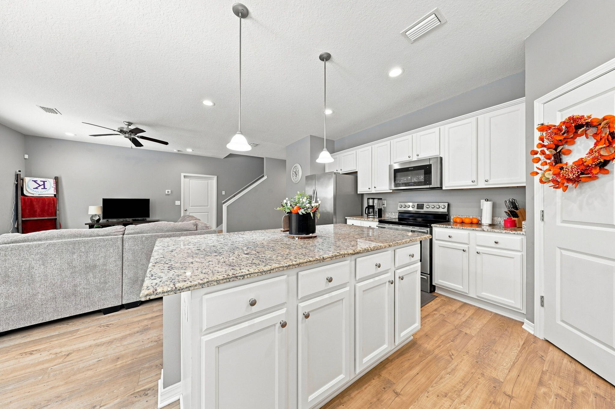 HERITAGE MANOR - Residential