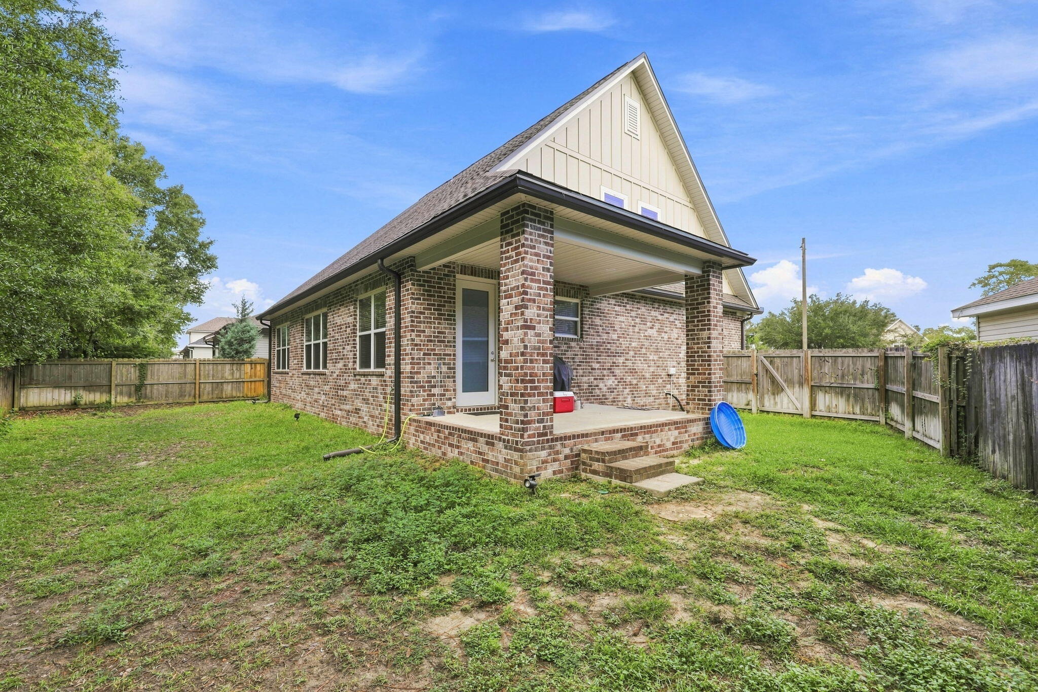 HERITAGE MANOR - Residential